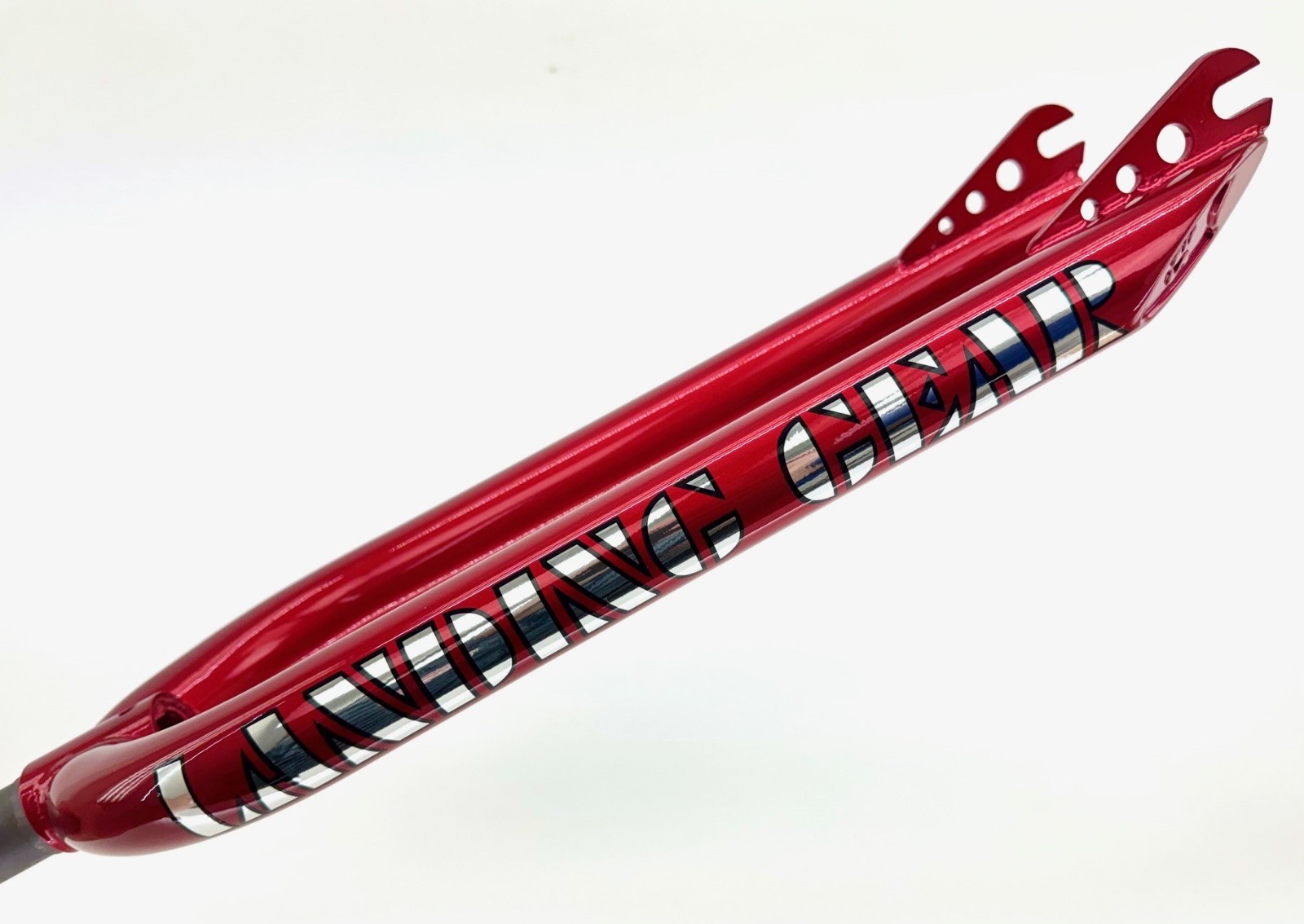 SE Racing BMX 29″ LANDING GEAR FORK for 1-1/8″ Threadless RED ANO Cr-Mo NEW