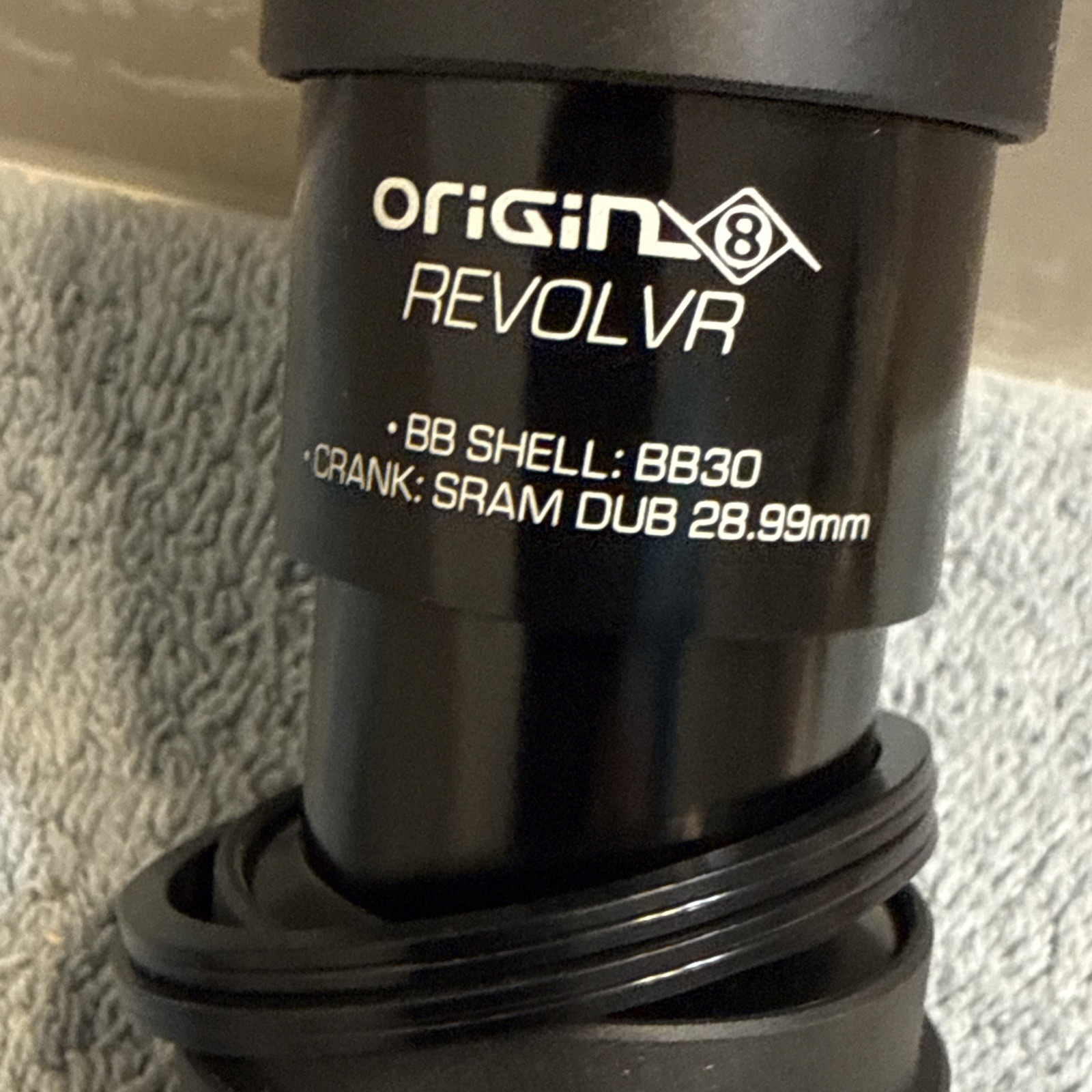 Origin8 Revolvr BB30 Outboard Thread-Together Bottom Bracket 68/73mm [caw]