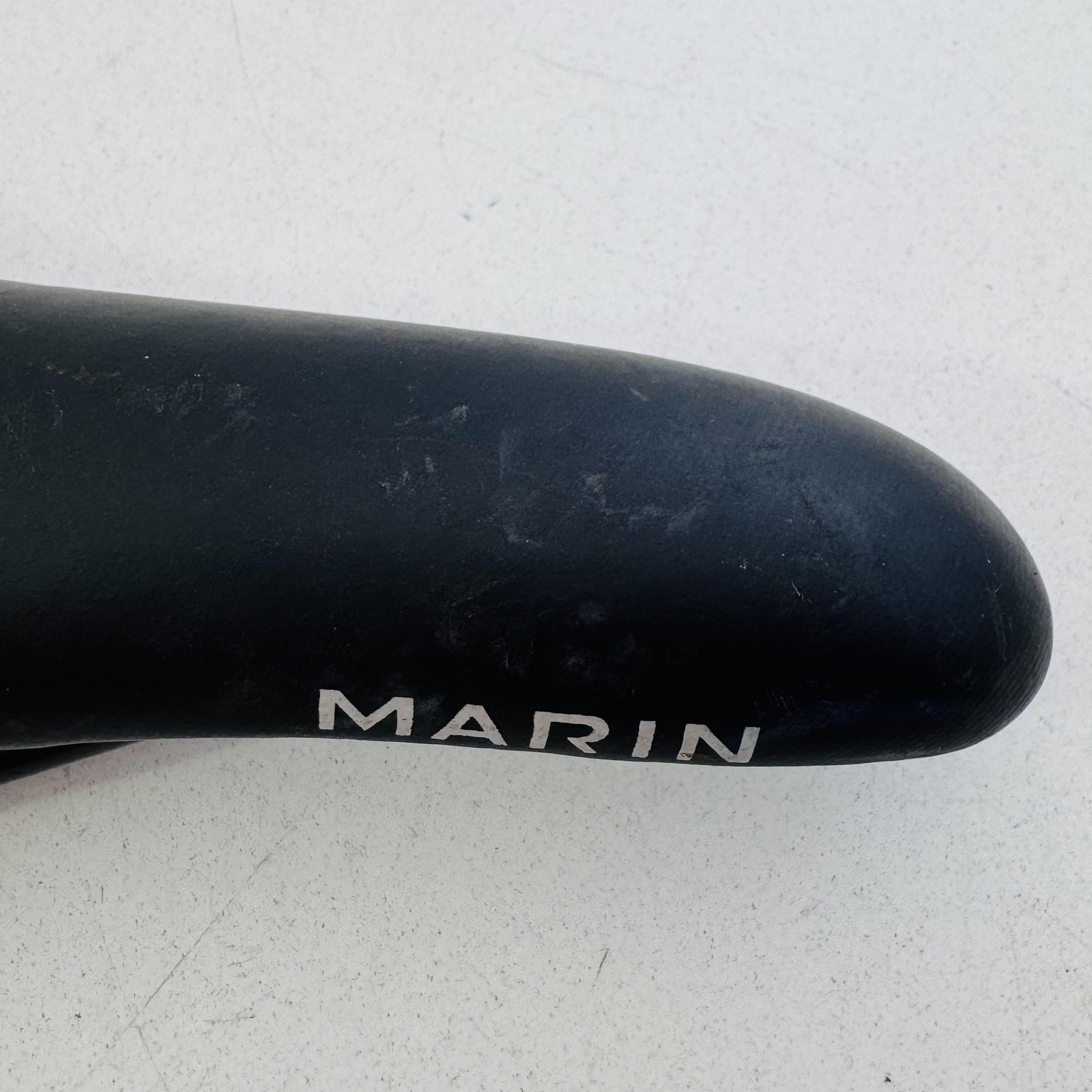 Marin Bicycle Saddle Seat Velo Black Red Racing Road MTB Hybrid Bike A66