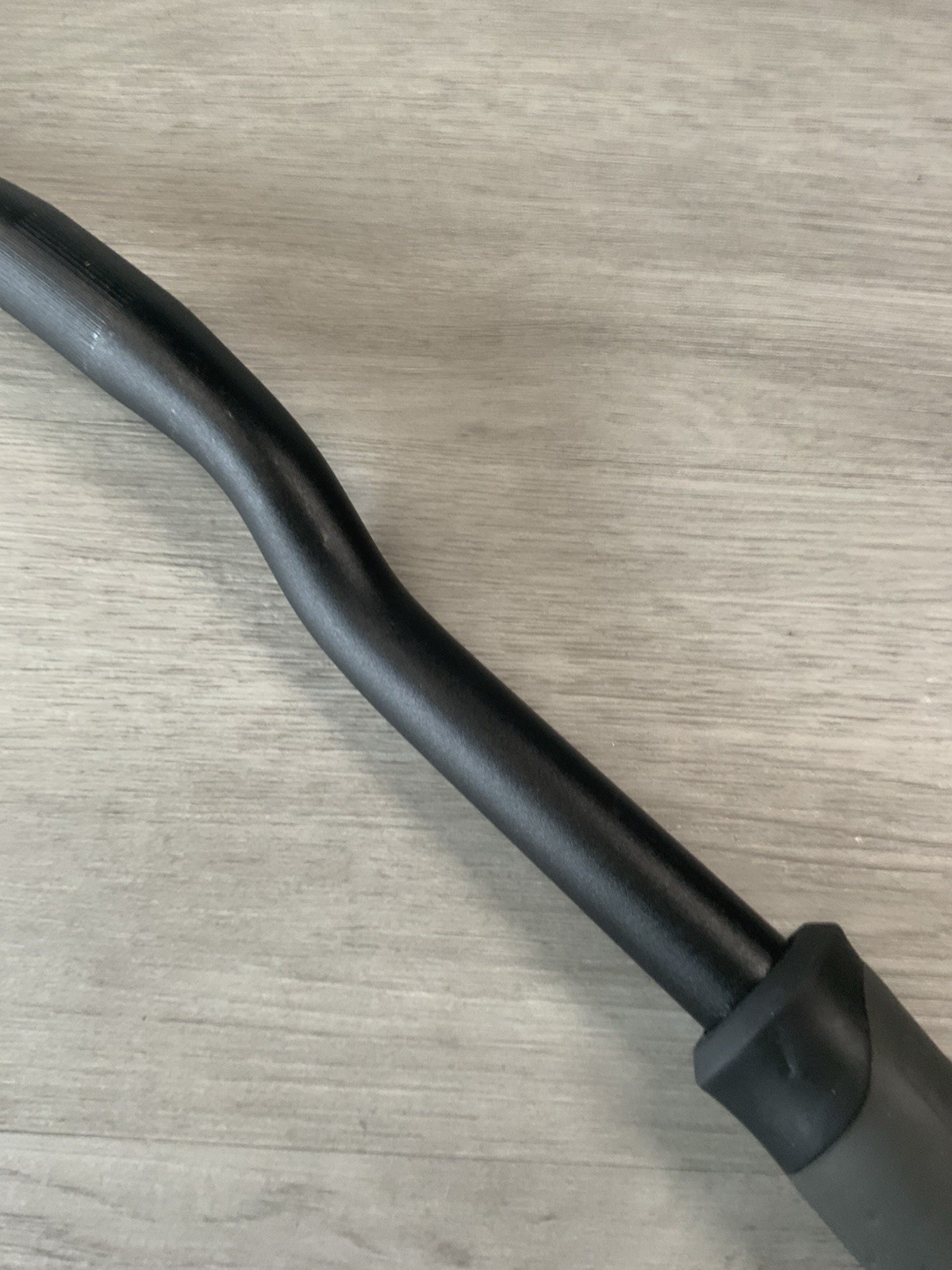 ALUMINUM RISER BAR 640 MM 492 GRAMS WITH AERO GRIPS CLAMP 25.4 MM