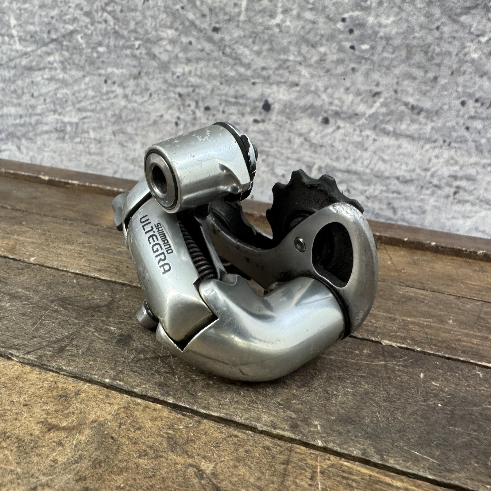 Vintage Shimano Ultegra RD-6500 Rear Derailleur Short Cage Silver Japan 220g