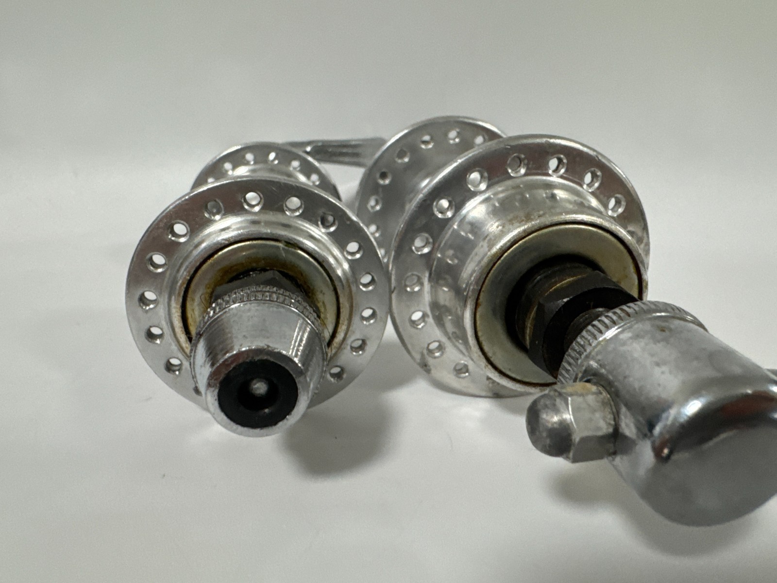 Vintage Shimano 600 EX Arabesque 6 speed hubs hubset 36 hole 126mm