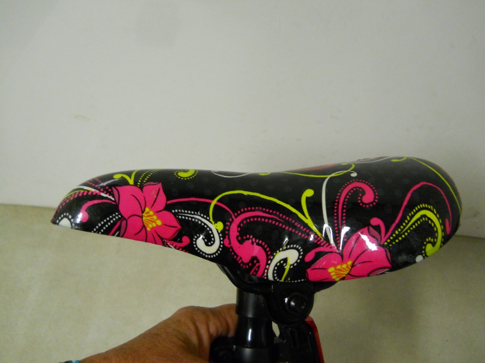 Next Flower Pattern Bicycle Seat Black Yellow White Pink Lilies Bar Reflector