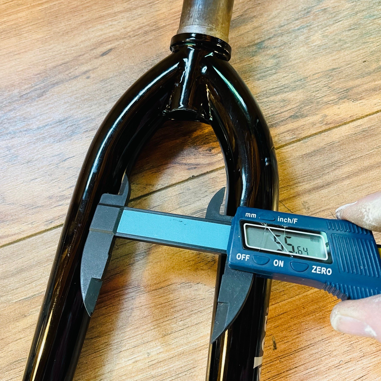 Vicious Cycles Straight Leg Disc Fork1 1/8 Threadless LONG STEERER 300 400 AtoC