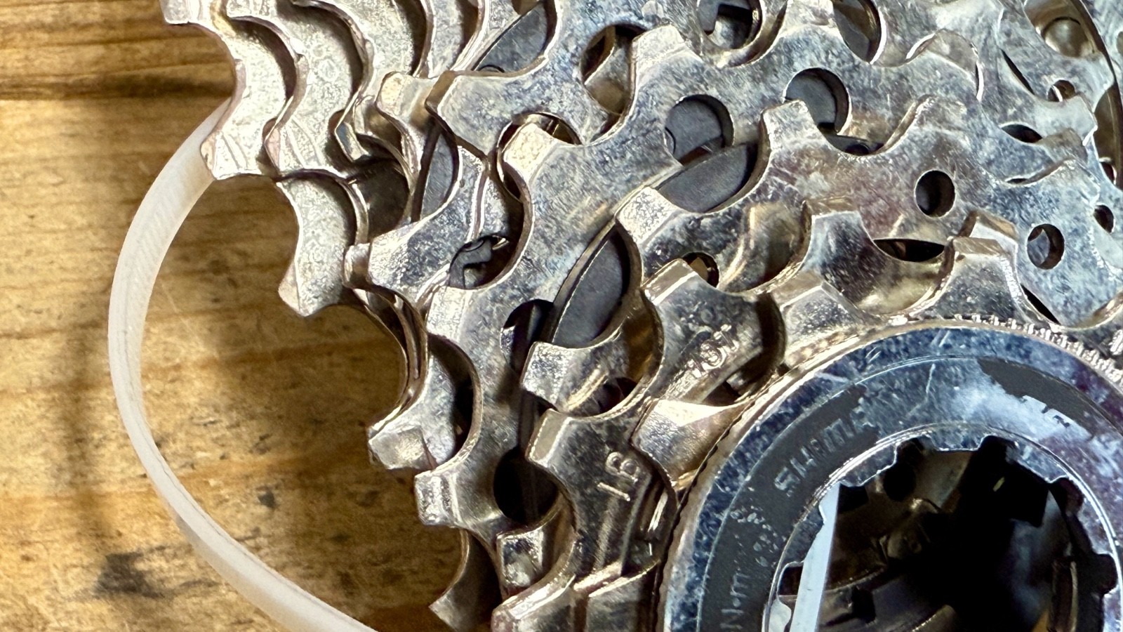 Shimano 105 10-speed CS-5700 12-25t Cassette