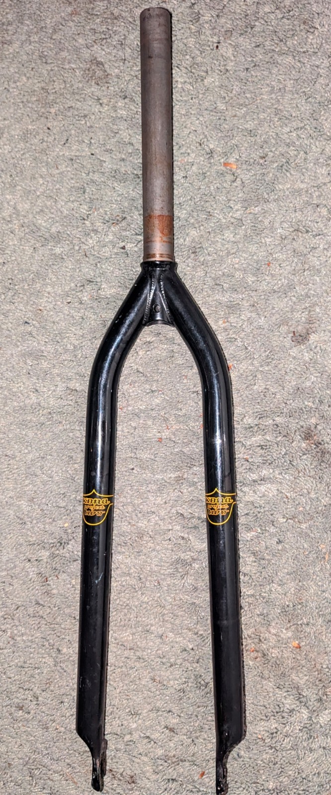 KONA PROJECT 2 RIGID FORK DISC BRAKE 1 and 1/8″ THREADLESS 9 INCHES LONG 700C
