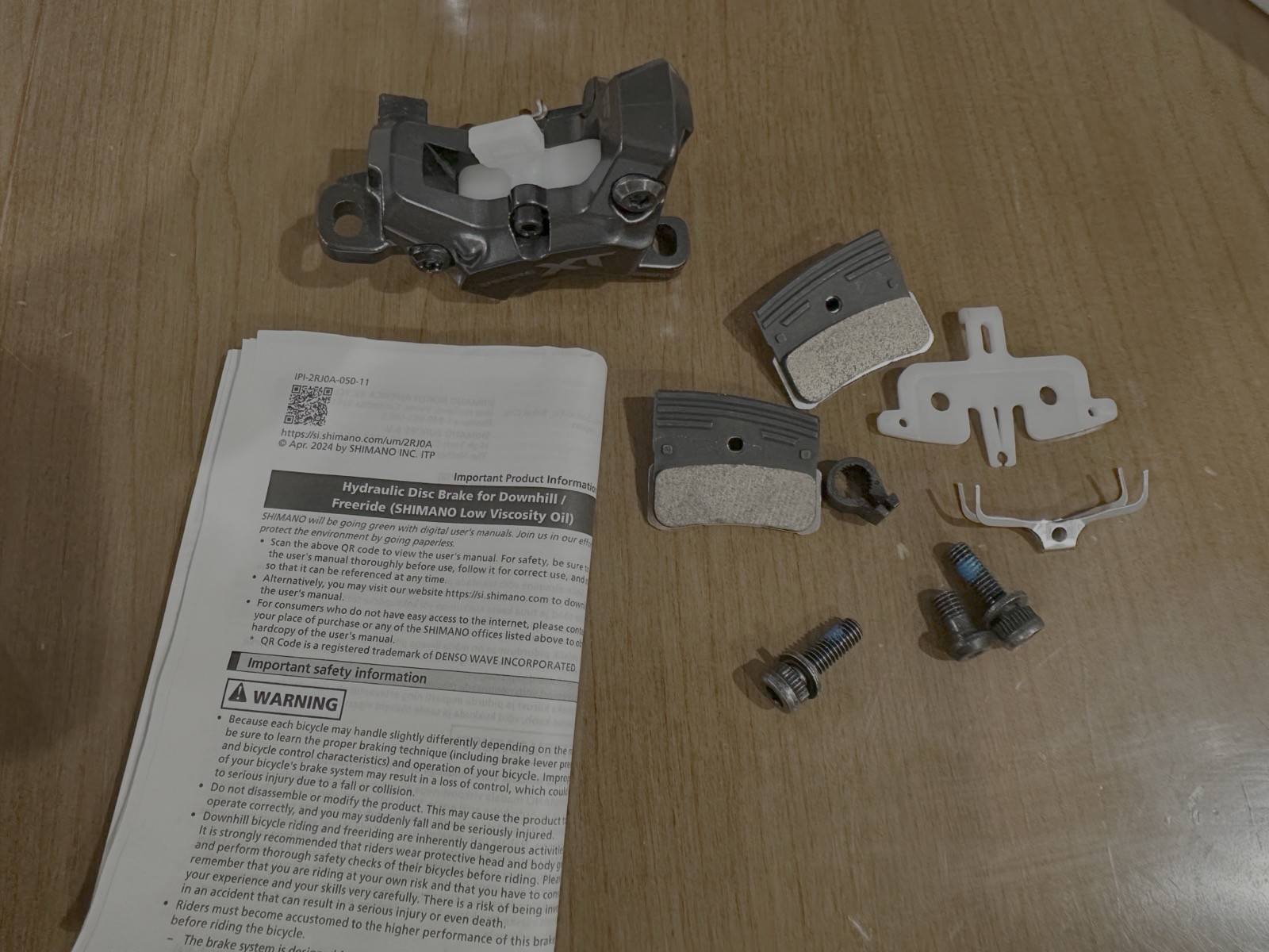 Shimano Deore XT BR-M8220 Hydraulic Bicycle Brake Caliper