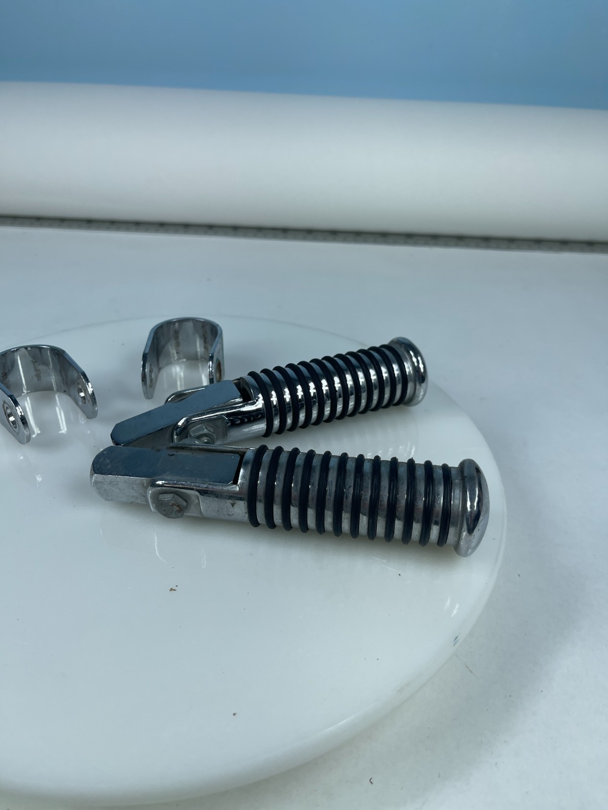 Chrome Motorcycle Foot Pegs w/ Mounting Clamps Universal Highway Peg Set