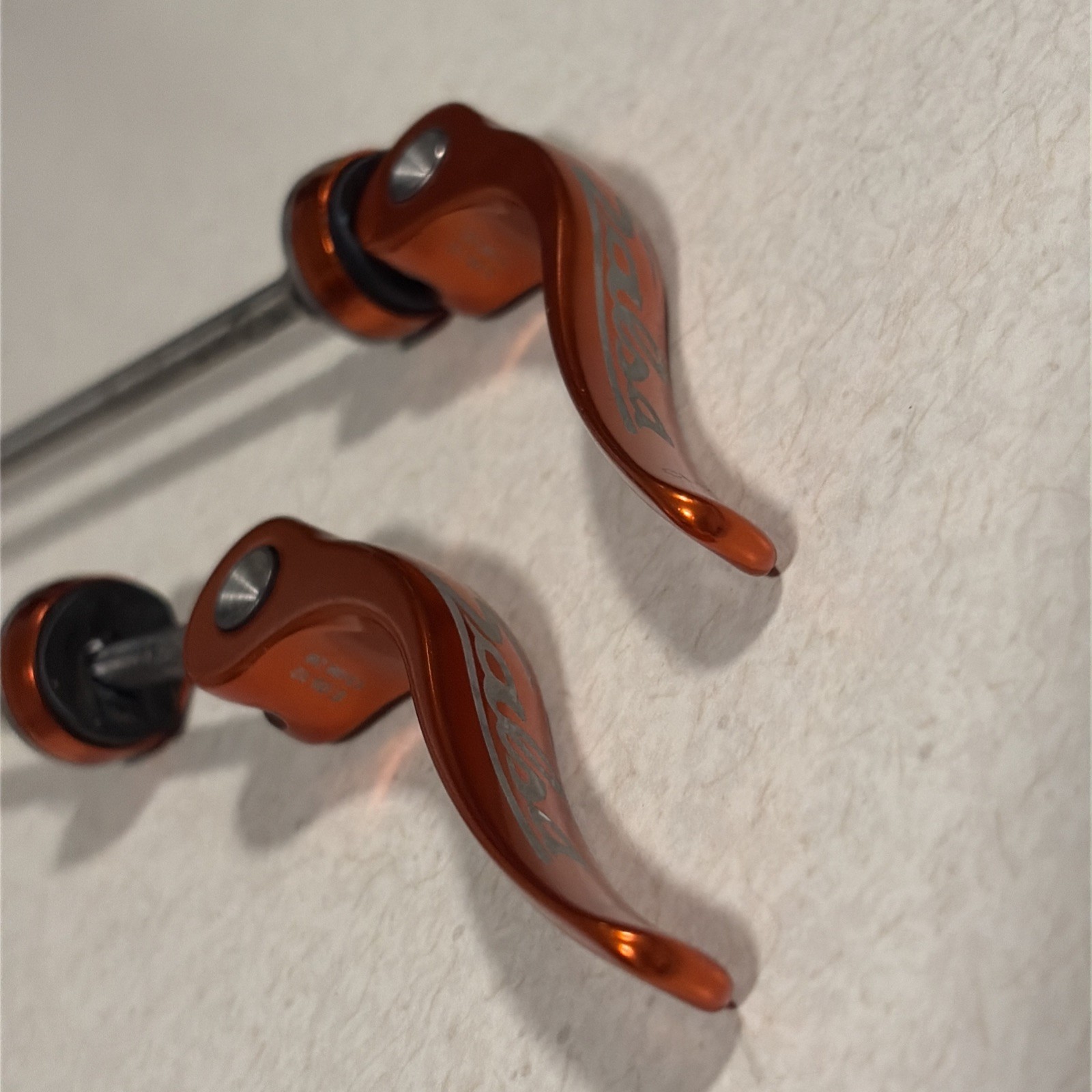 Salsa Orange Flip Off Front Rear Titanium Quick Release Skewer QRx100/135mm