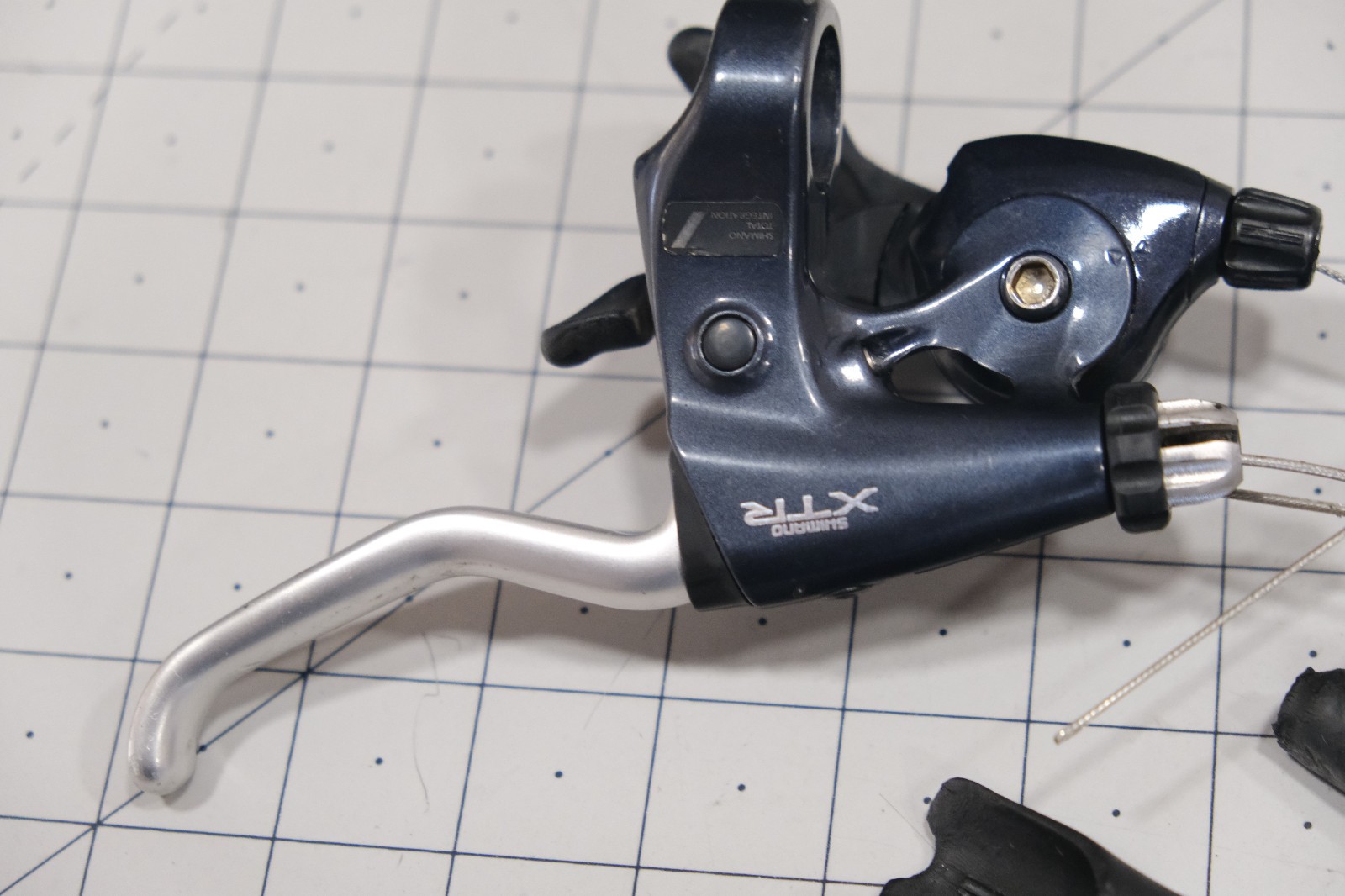 Vintage Shimano XTR ST-M900 Shifter Set 3×8 Speed
