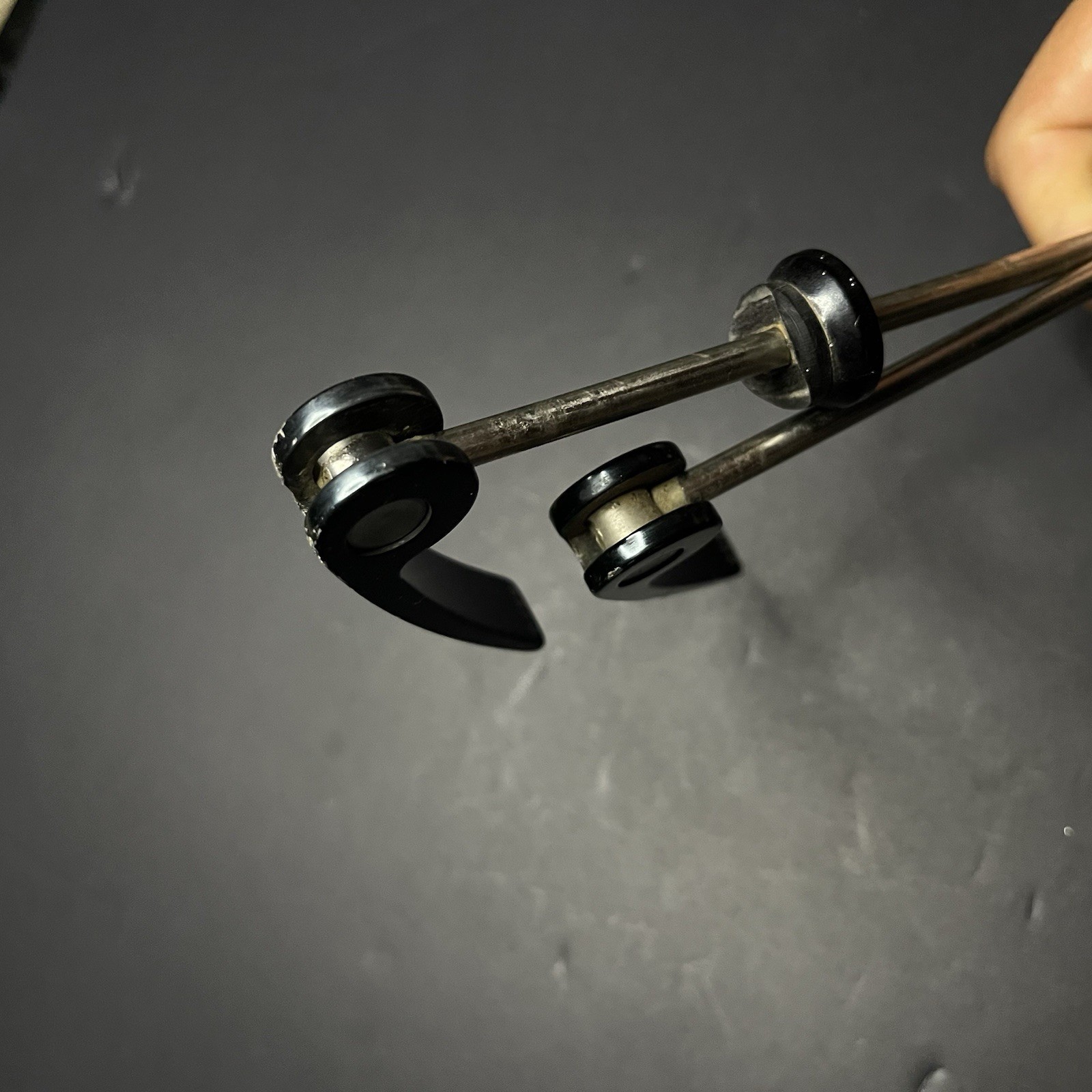 Kore Front 100mm / 135mm Quick Release Skewer Set
