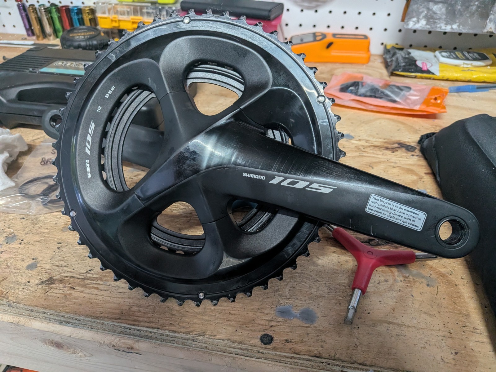 Shimano 105 FC-R7000 11 Speed Crankset 172.5mm 52/36t + Ultegra bottom Bracket