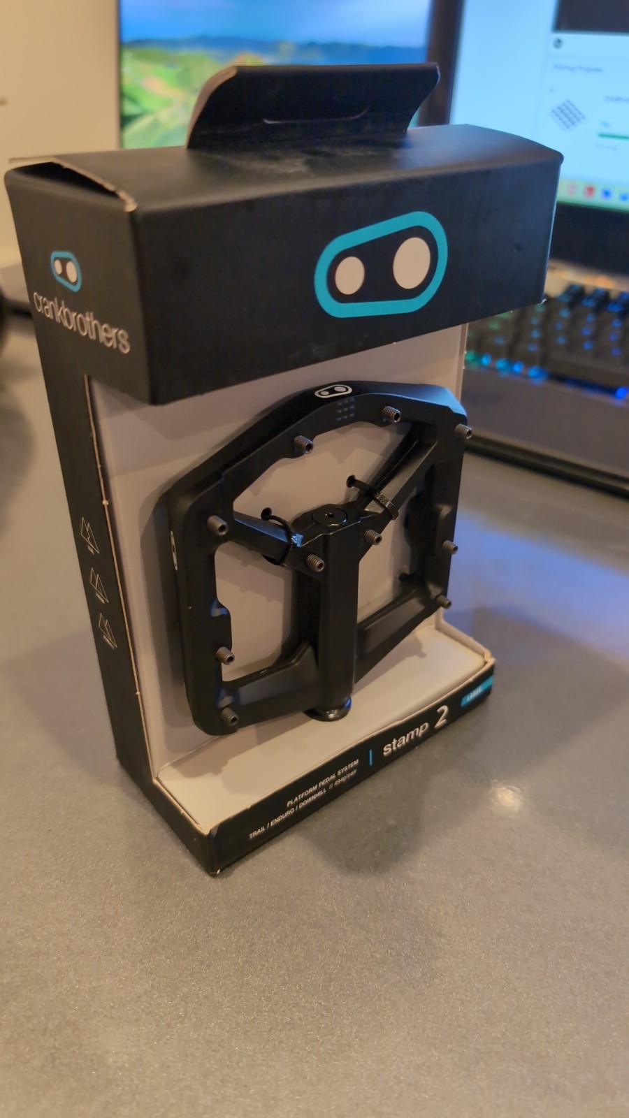 Crankbrothers Stamp 2 Large Platform Pedals – Black – New Open Box, Never Mounte