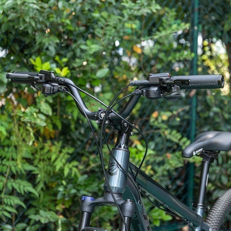 Modern Aluminum Mountain Bike Handlebars 620mm Wide Ergonomic Durable Design New