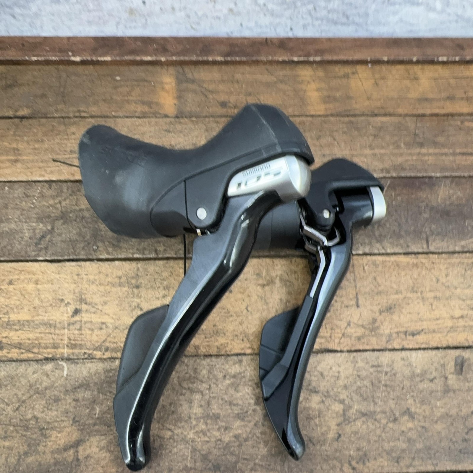Shimano 105 ST-R7000 Shifters 11 Speed STI Dual Brake Lever Set Drop Bar