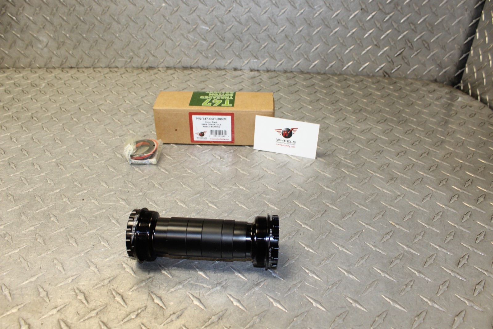 T47 Outboard ABEC-3 Threaded Cups T47 68-100mm 28.99mm T47-OUT-29MM