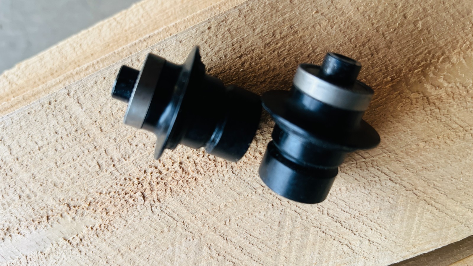 HOPE Pro 2, EVO, 4, 5 QR 9mm front hub thru axle adapters reducers