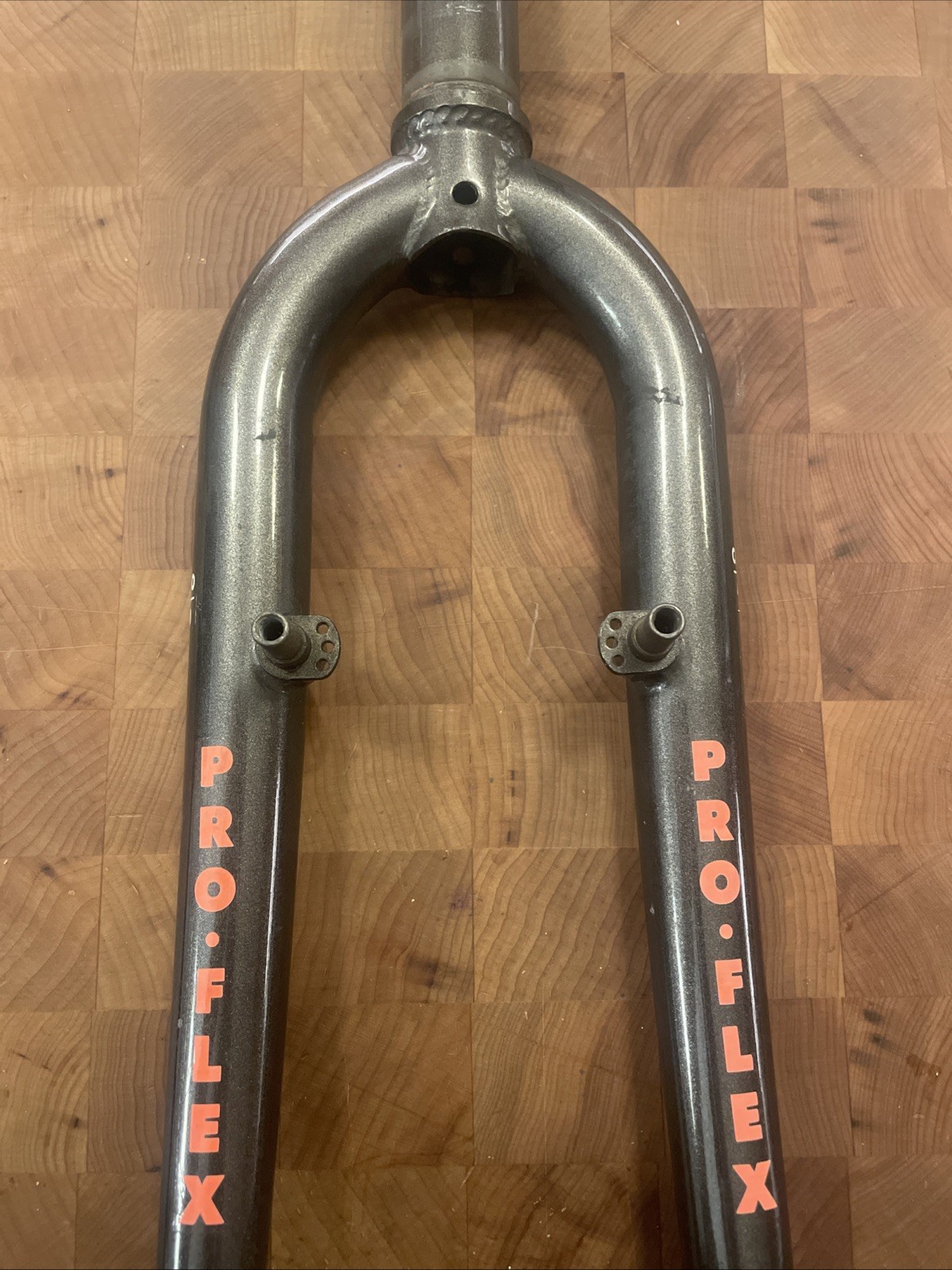 Vintage Unused PRO-FLEX Threaded Fork • 1-1/4″ x 150mm x 26″ • Cr-Mo 4130. (FSW)