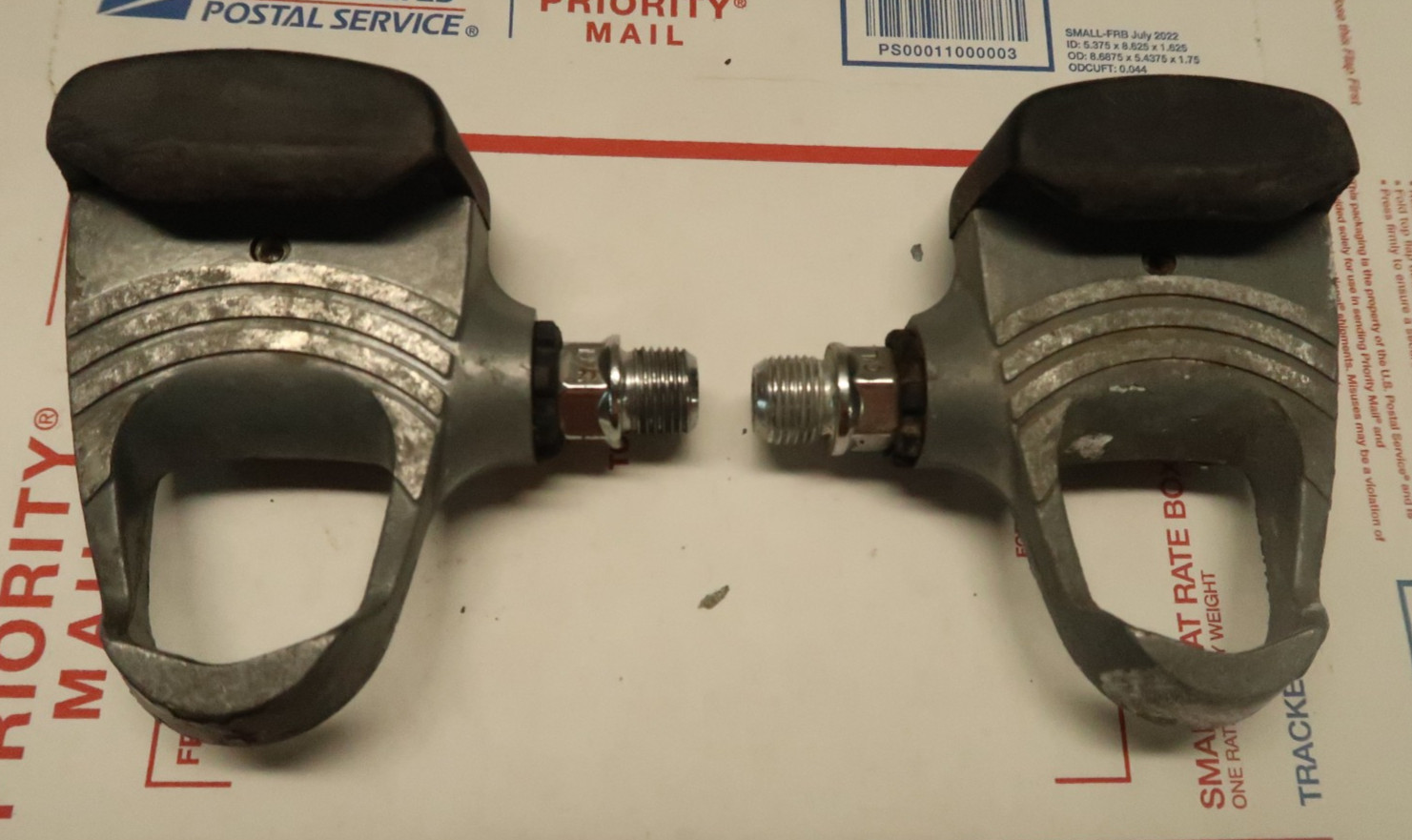 Campagnolo Look Style Clipless Pedals 1990’s Grey Free USPS Priority Mail Shippi