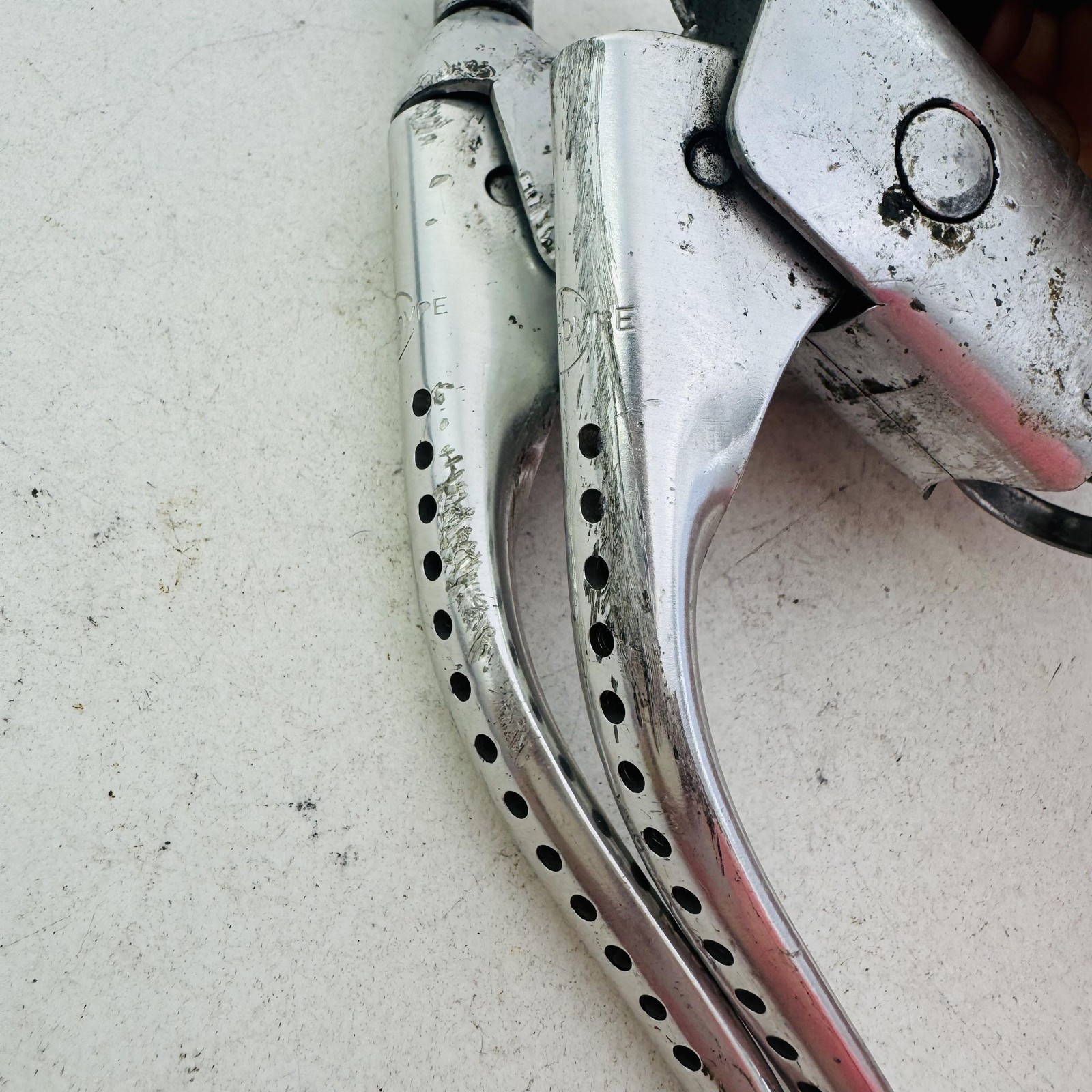 Vintage Dia-Compe Brake Levers Pair 4-Finger Drilled Flat Bar Silver Bike A98