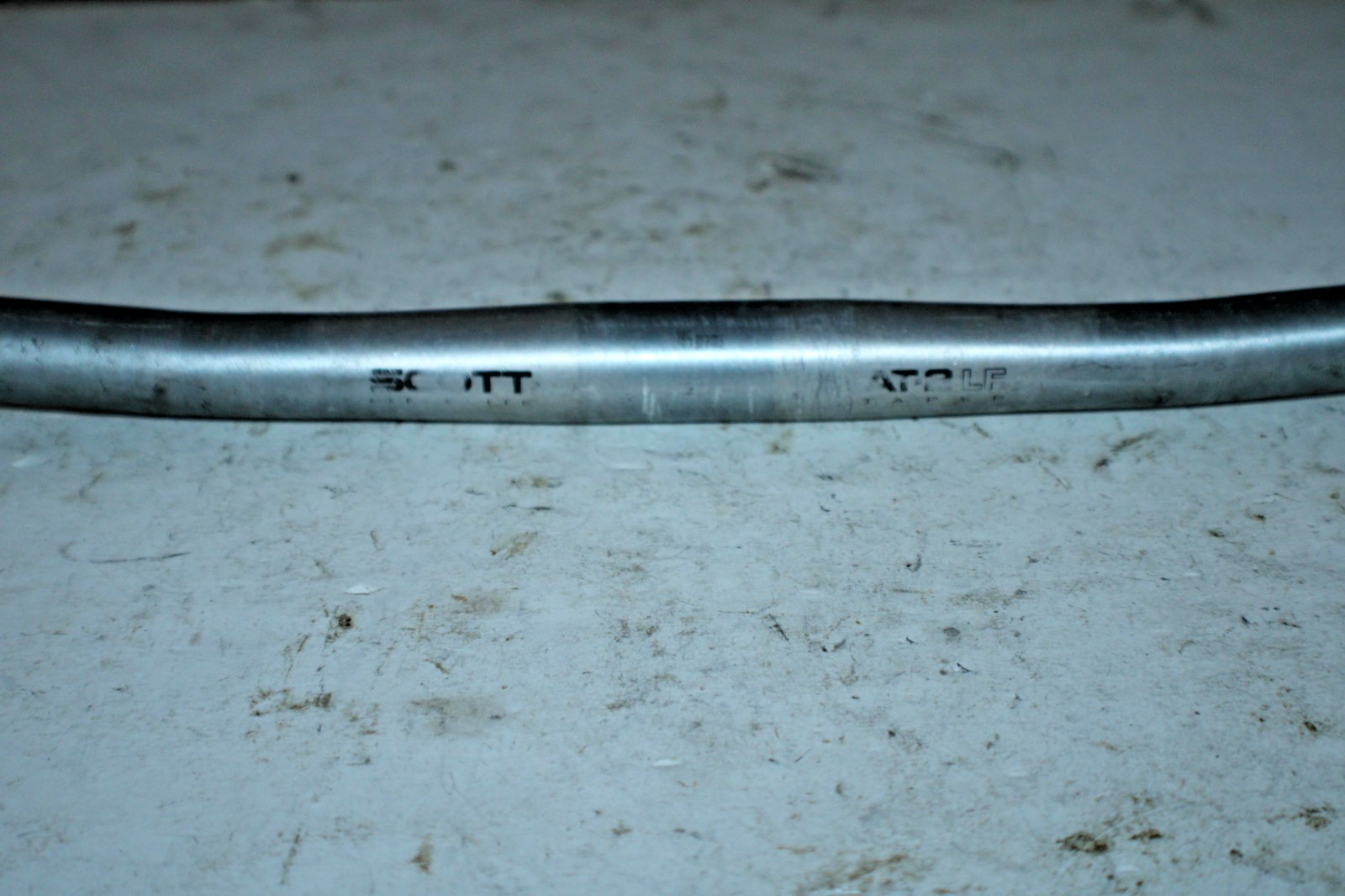 Scott AT-2 LF Bullhorn MTB Bike Handlebar 25.4mm 290g 1″ Rise Silver USA Shipper
