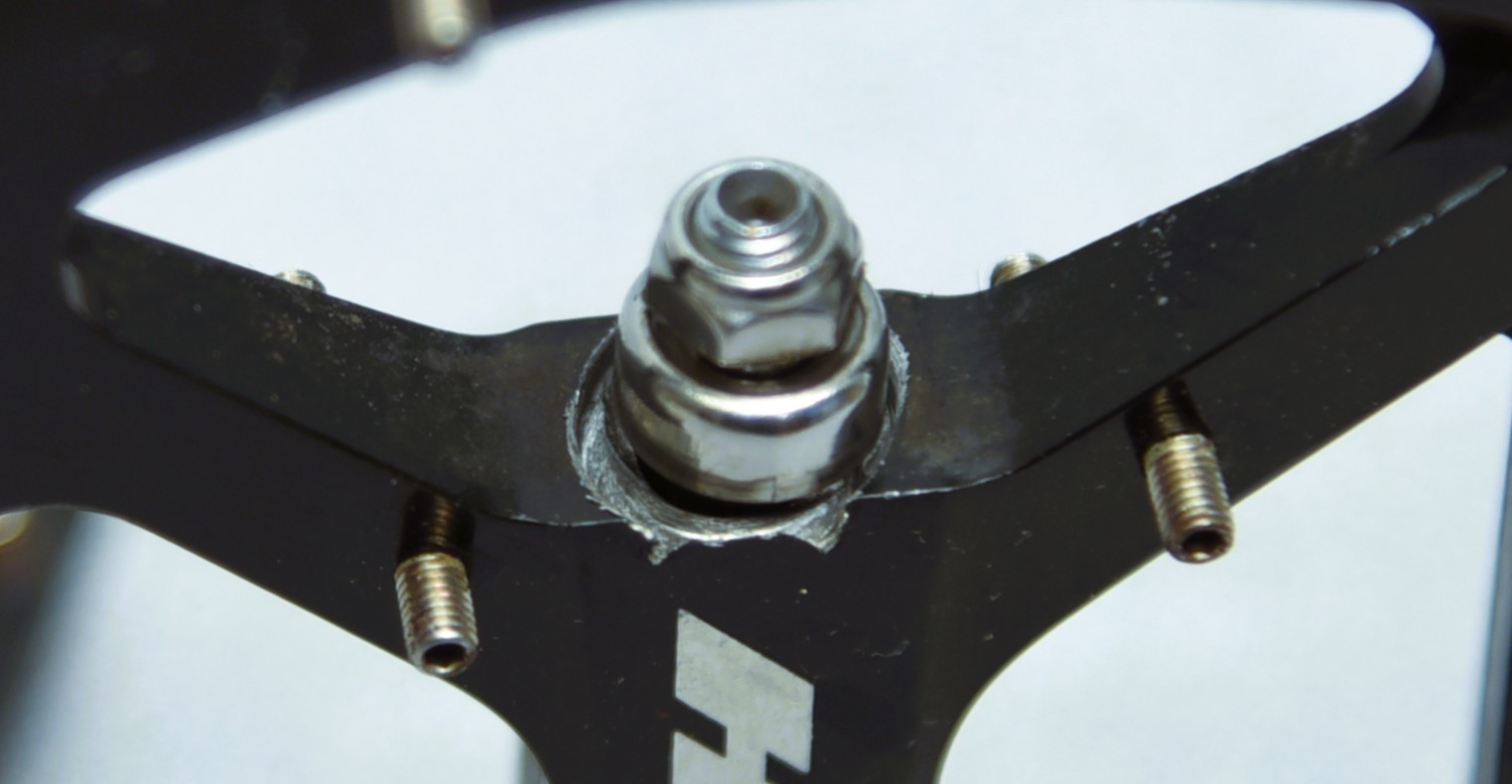 HT Components AE01 Flat Pedals -LEFT PEDAL DAMAGED, RIGHT PEDAL IS GOOD-