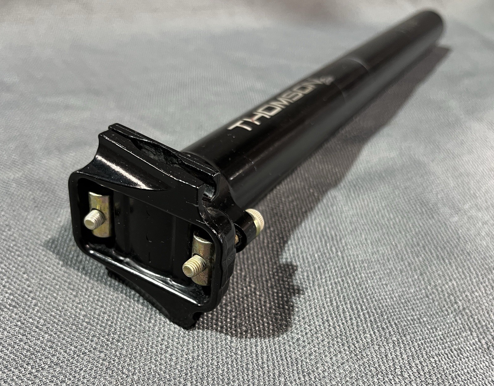 Thomson Elite SP-E128 Seatpost 30.9 x 367mm 0 Setback 2-Bolt 250g Black