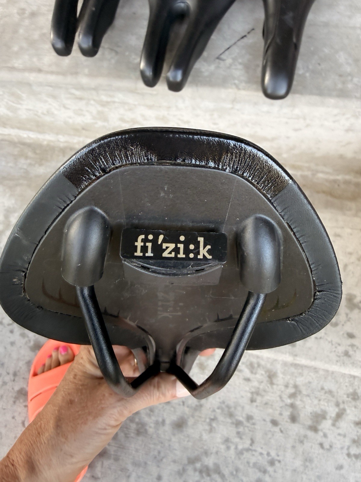 Fizik Racing Road Bike Saddle Seat Black Synthetic/Alloy Rails Unisex Adult