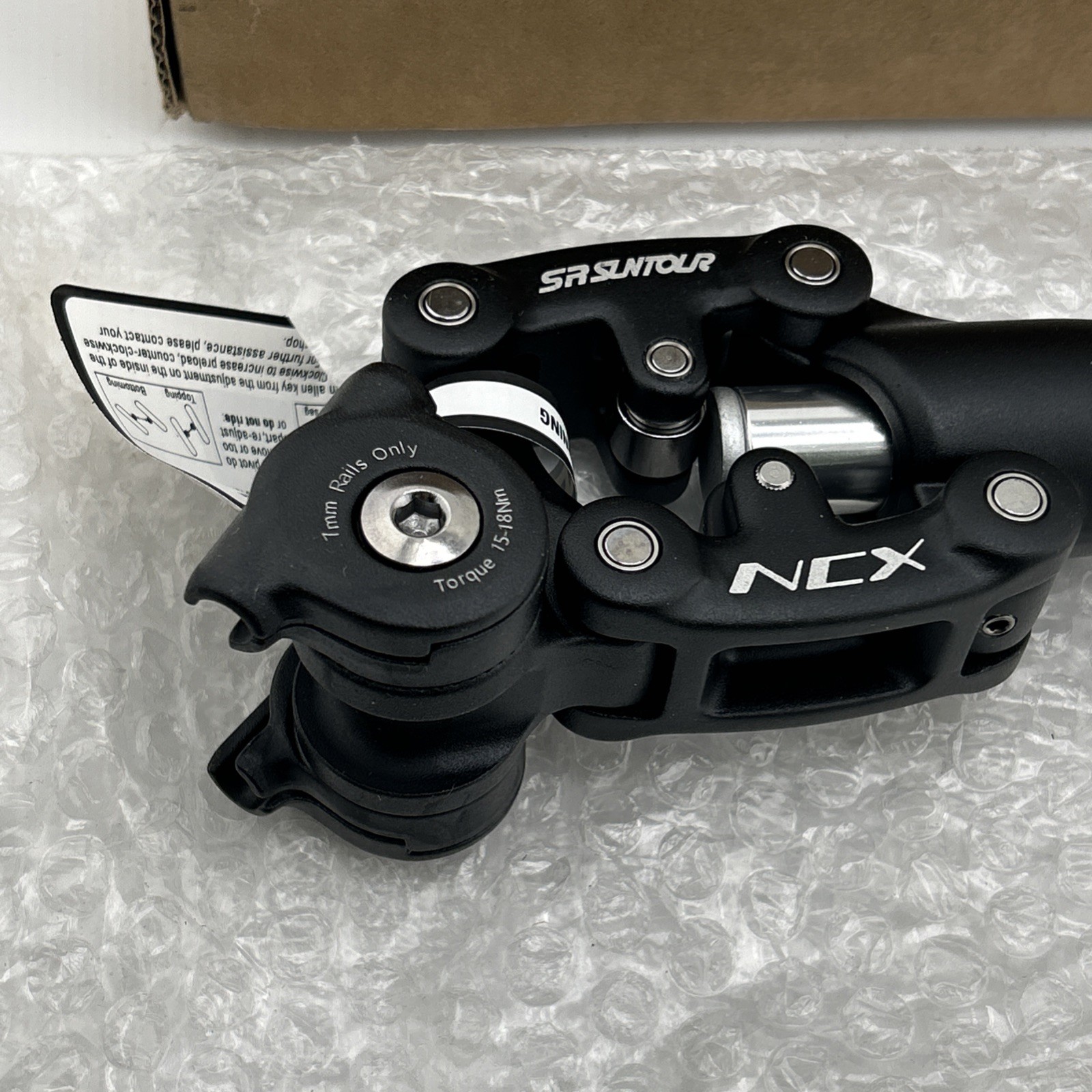 SR SUNTOUR NCX Suspension Seatpost SP12/SP25 – 350mm Length (27.2mm Diameter)