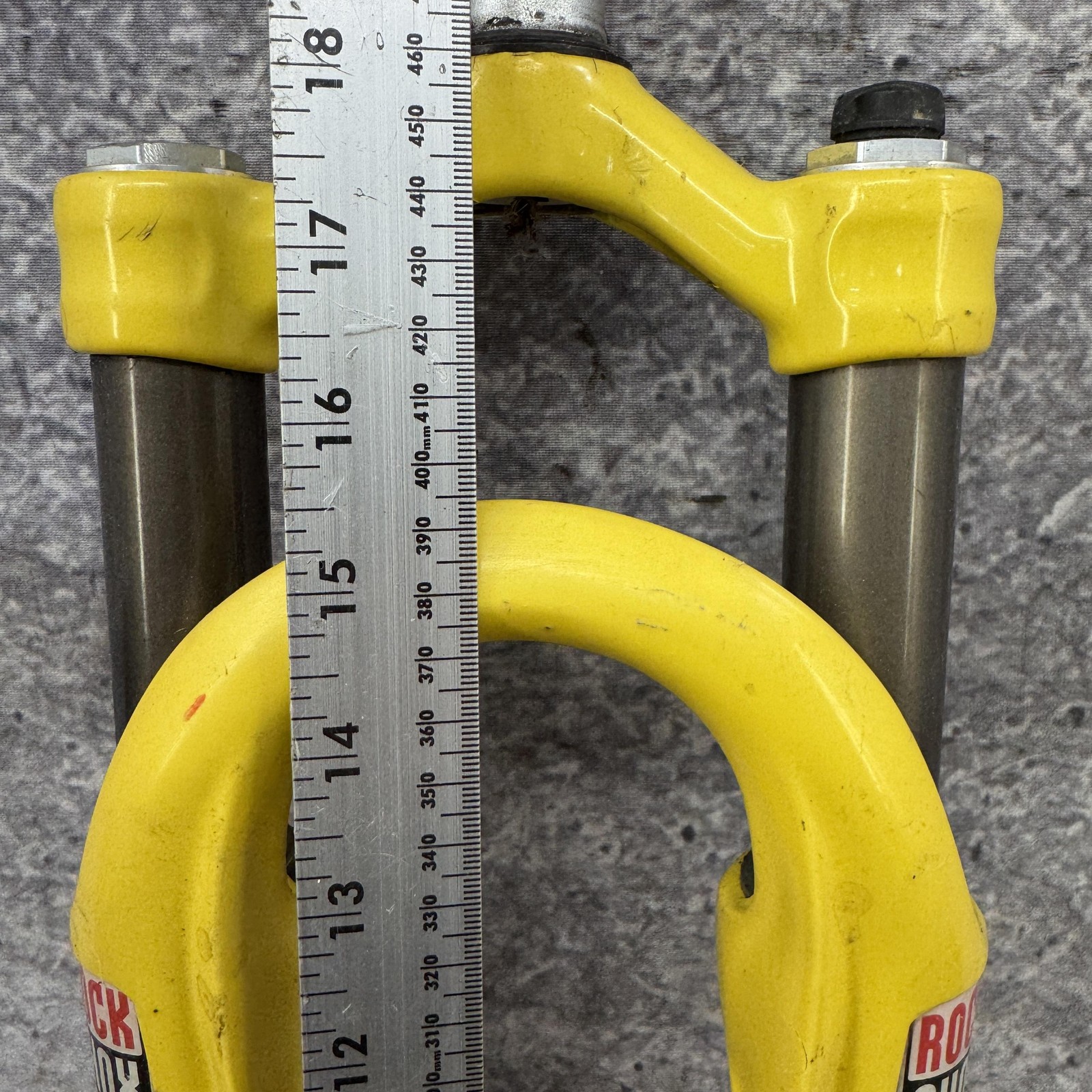 Vintage RockShox Duke Race Suspension Fork 26 1 1/8 Threadless V-Brake Yellow