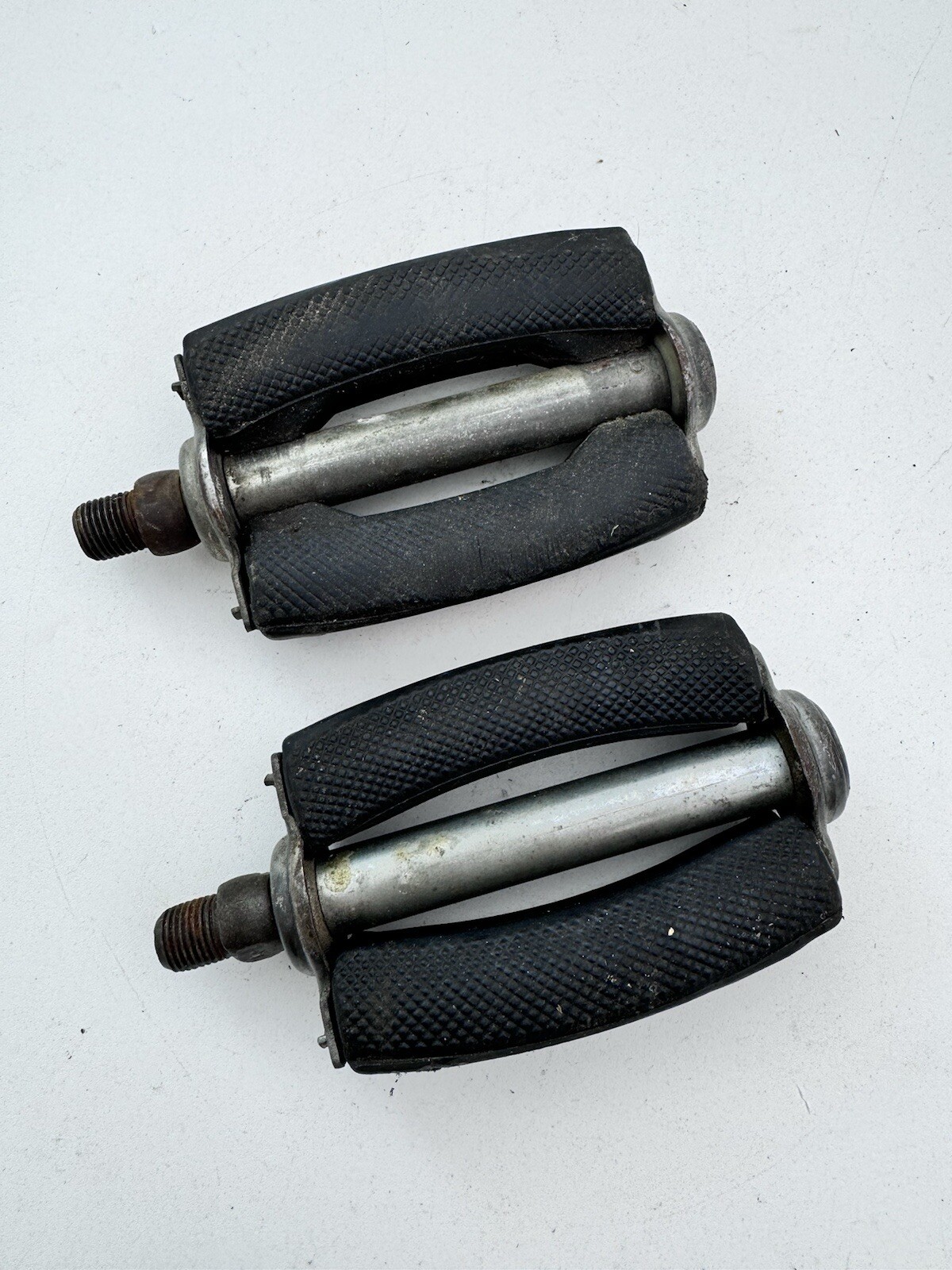 Vintage CECOR 360 Bow 1/2 in Pedals Block Klunker Muscle Cottered Crank 1976 A75