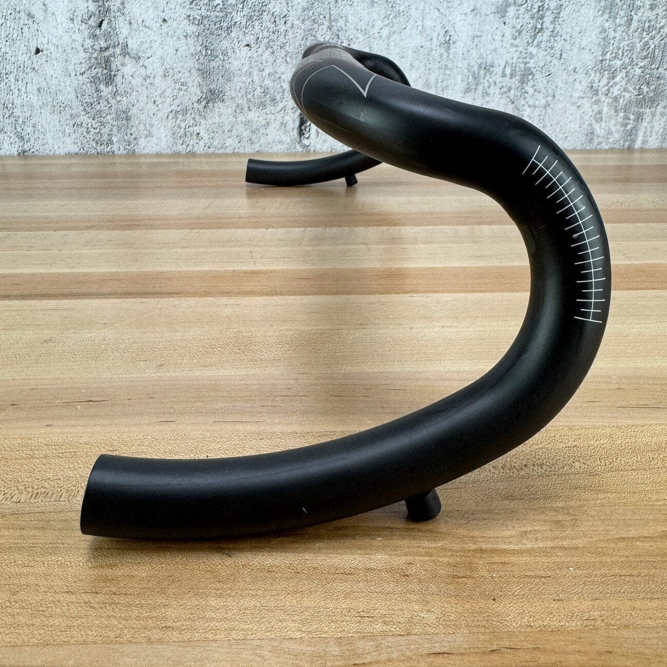 Low Mile! Easton EC90 AX Carbon 31.8mm 40/47cm 16 Degree Flare Handlebar 207g