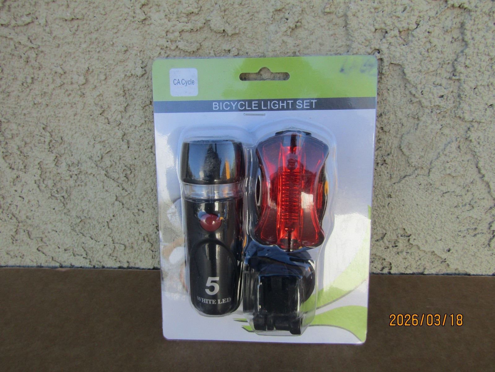 NEW BICYCLE LIGHT SET FOR LOWRIDER, CRUISER, BMX, MTB,CHOPPER TRICYCLE , ETC.