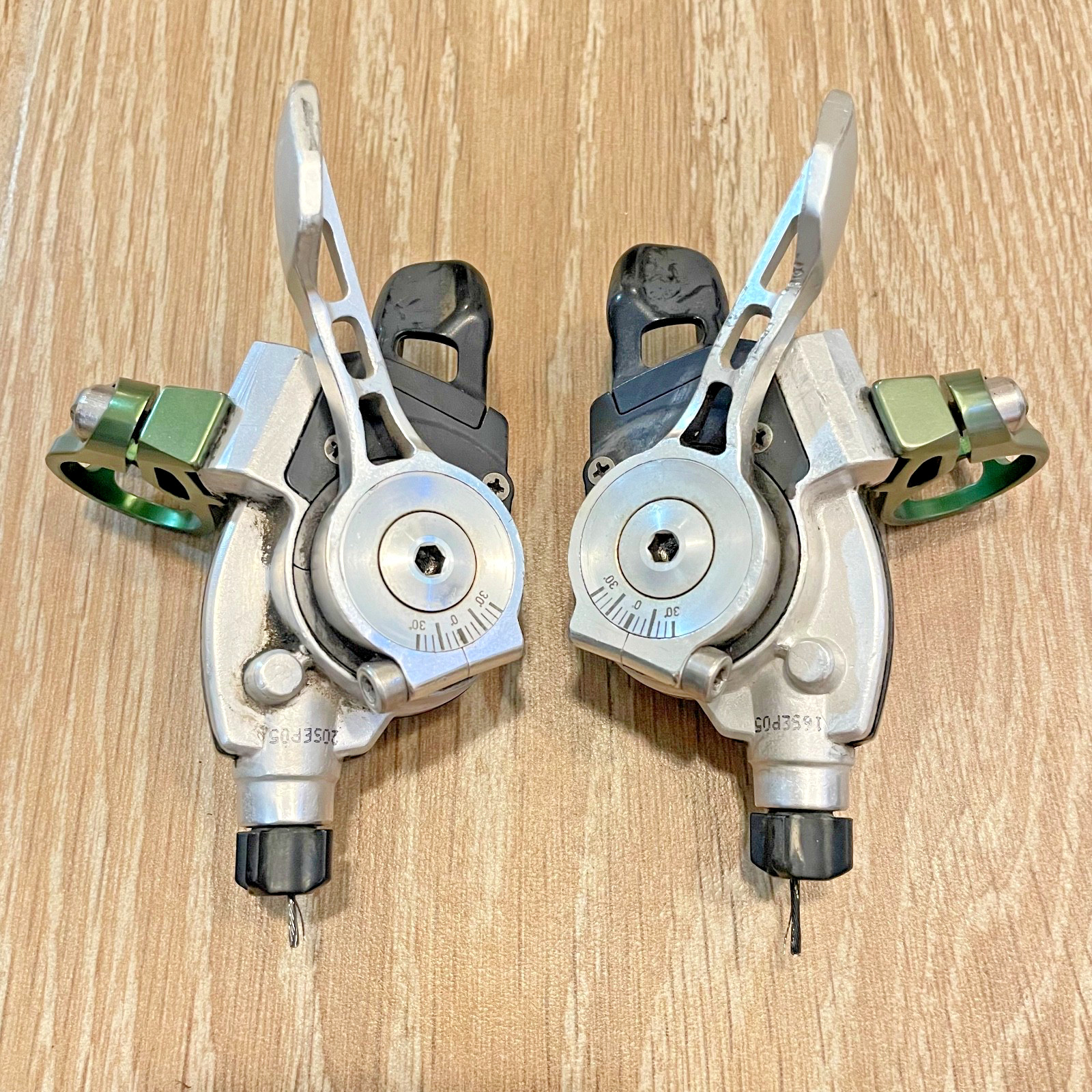SRAM X0 Carbon Trigger Shifters 3×9 Speed XO MTB Mountain Bike