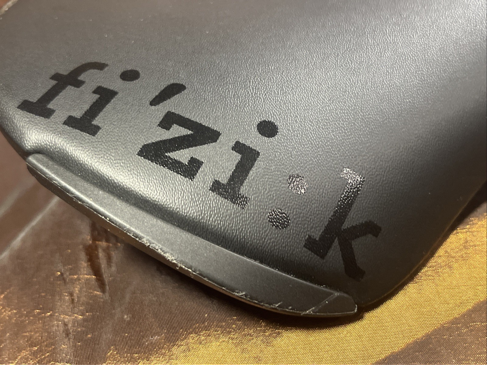 Fizik Aliante 3 SPINE CONCEPT Black Railed Saddle LARGE 245g