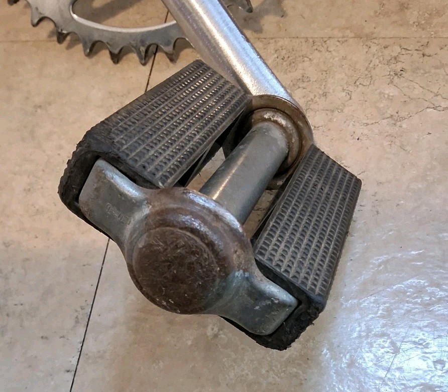 Vintage Steel Sprocket 36 Tooth With Crank Arms And Pedals Swinger Muscle Bike