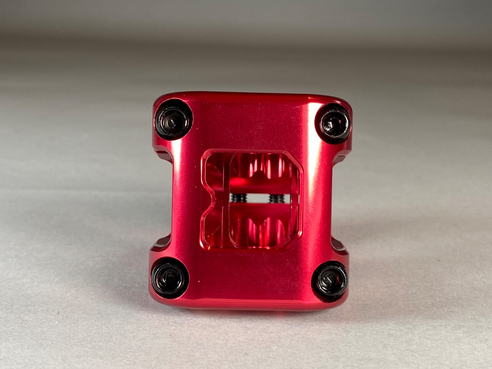 NEW Deity Cavity Stem, Red, 35mm Length x 31.8mm Mountain Bike STEM