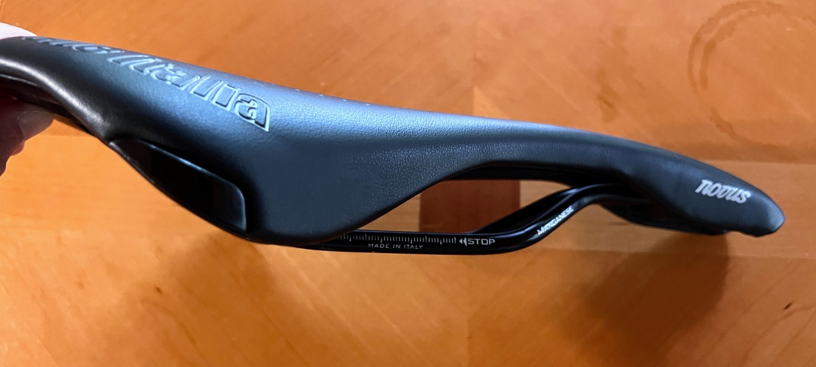 Sella Italia Novus Superflow Bike Saddle 148mm width
