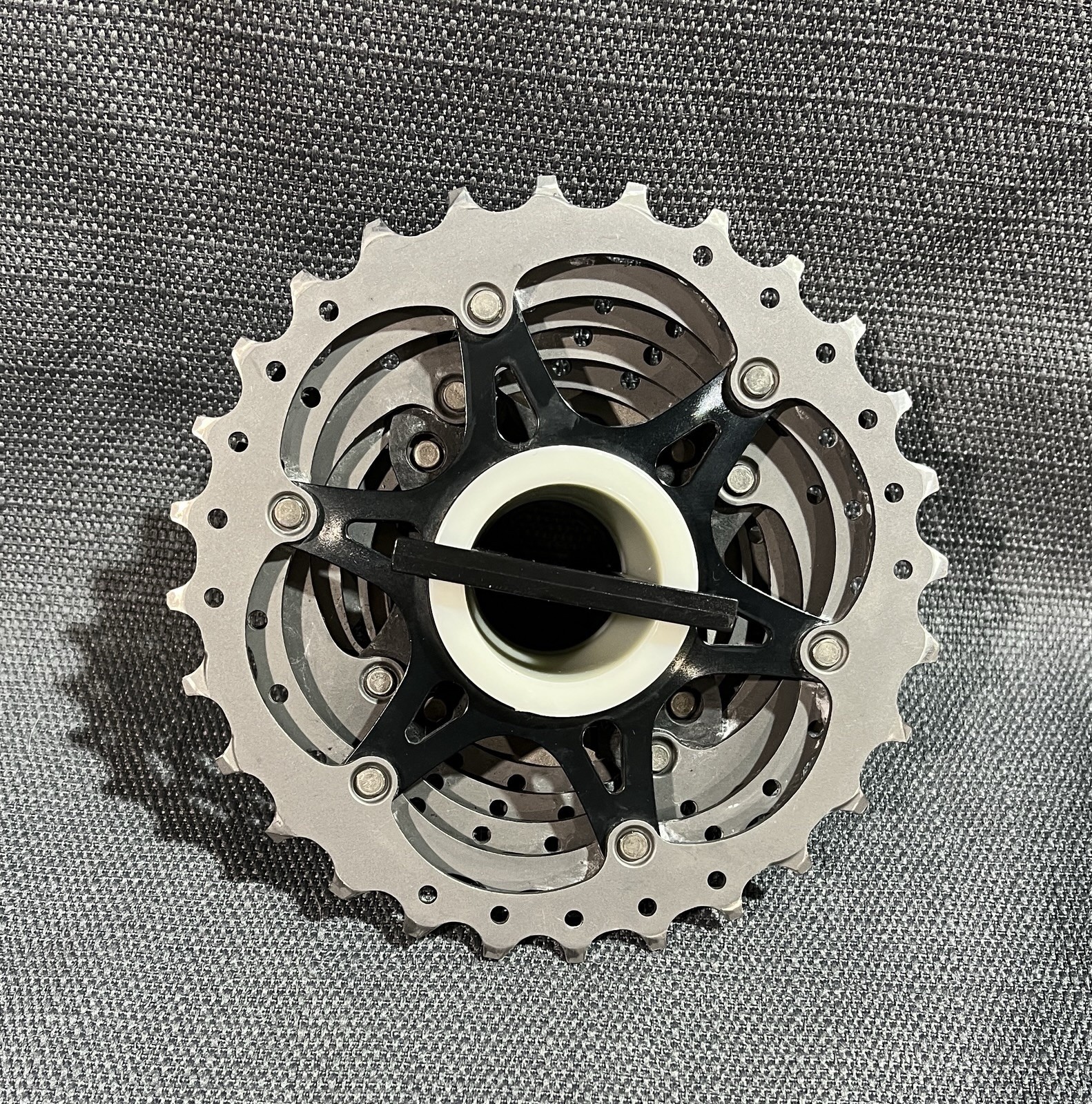 Shimano Dura-Ace CS-R9100 11-Speed Cassette 11-28T HG-EV Titanium Road Bike