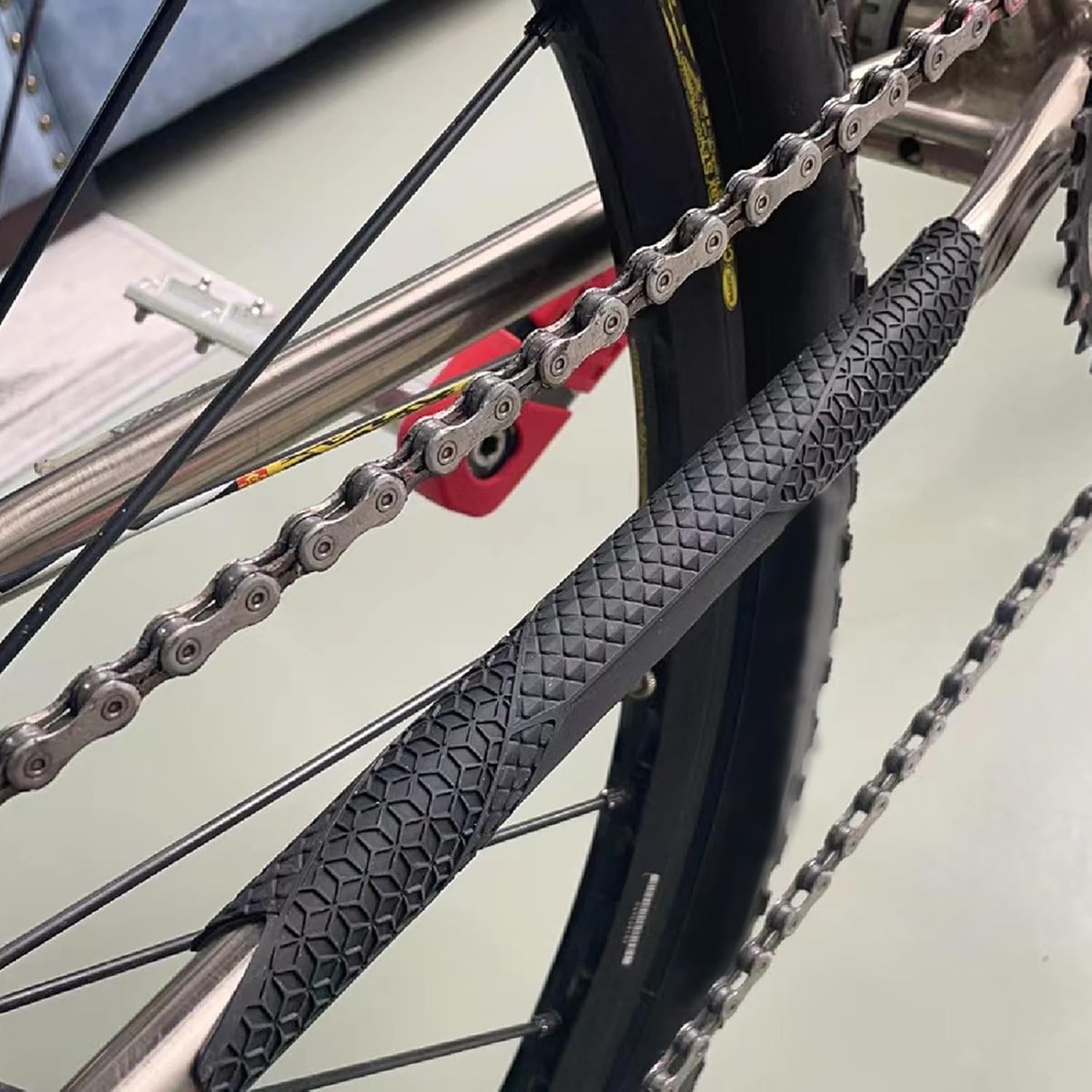 Bike Frame Protection Pad – 2 x Silicone Chainstay Guards with Strong Adhesion