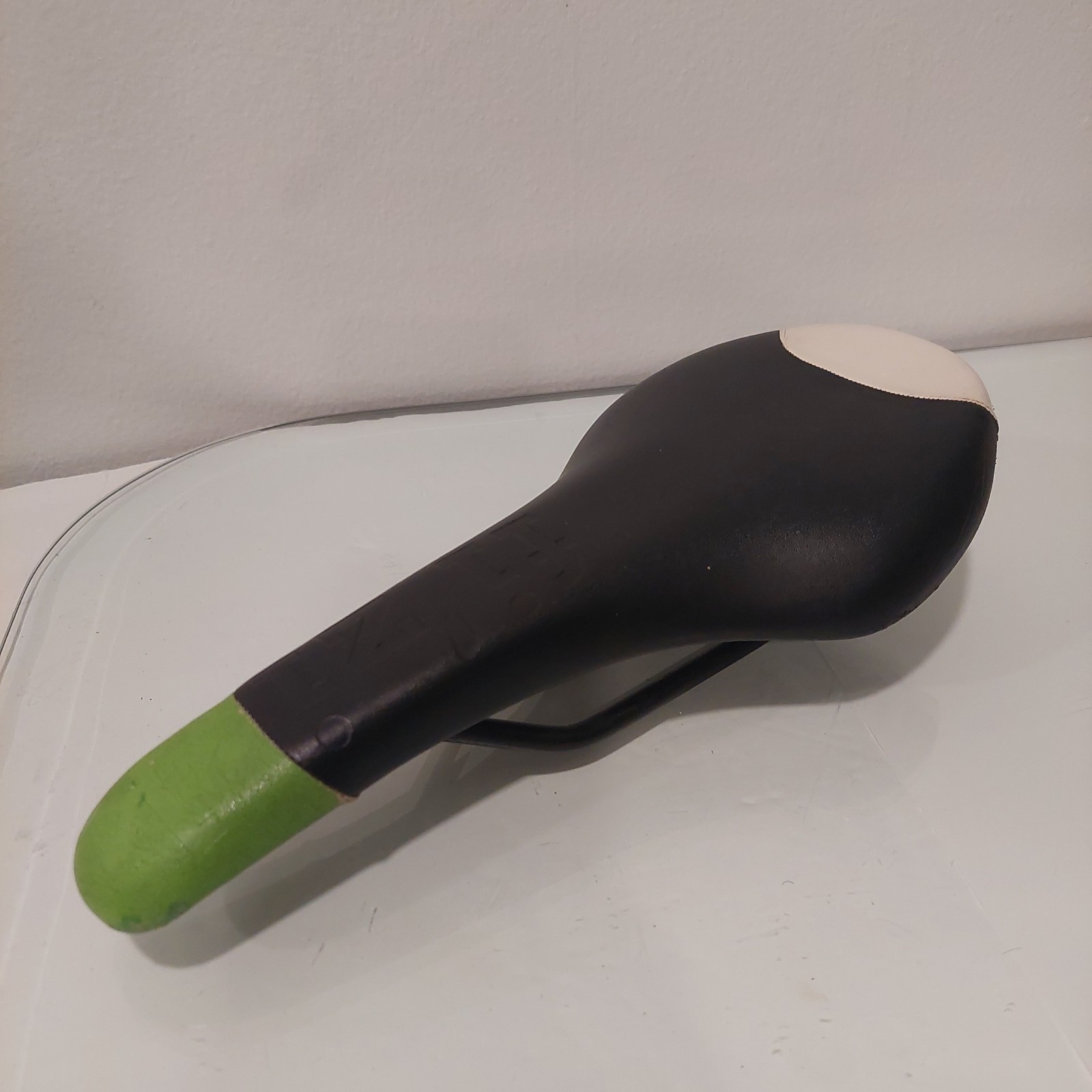 Fizik Tundra 2 Saddle Manganese Hollow Rails Black Green White Handmade In Italy