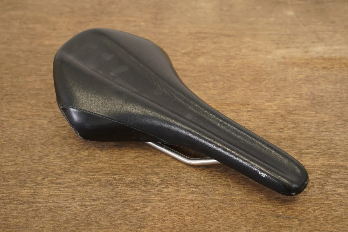 143mm Fizik Antares VS Kium Rail Road Saddle 220g