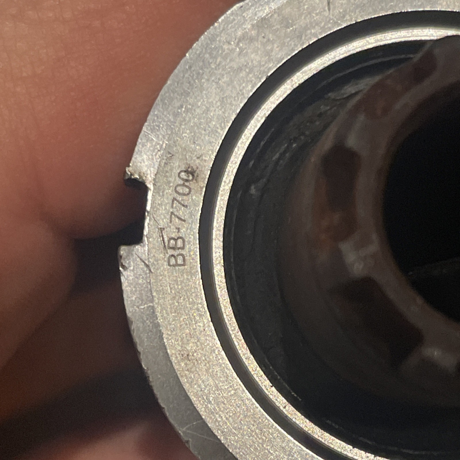 Shimano Dura Ace BB-7700 Bottom Bracket BSC English 109.5