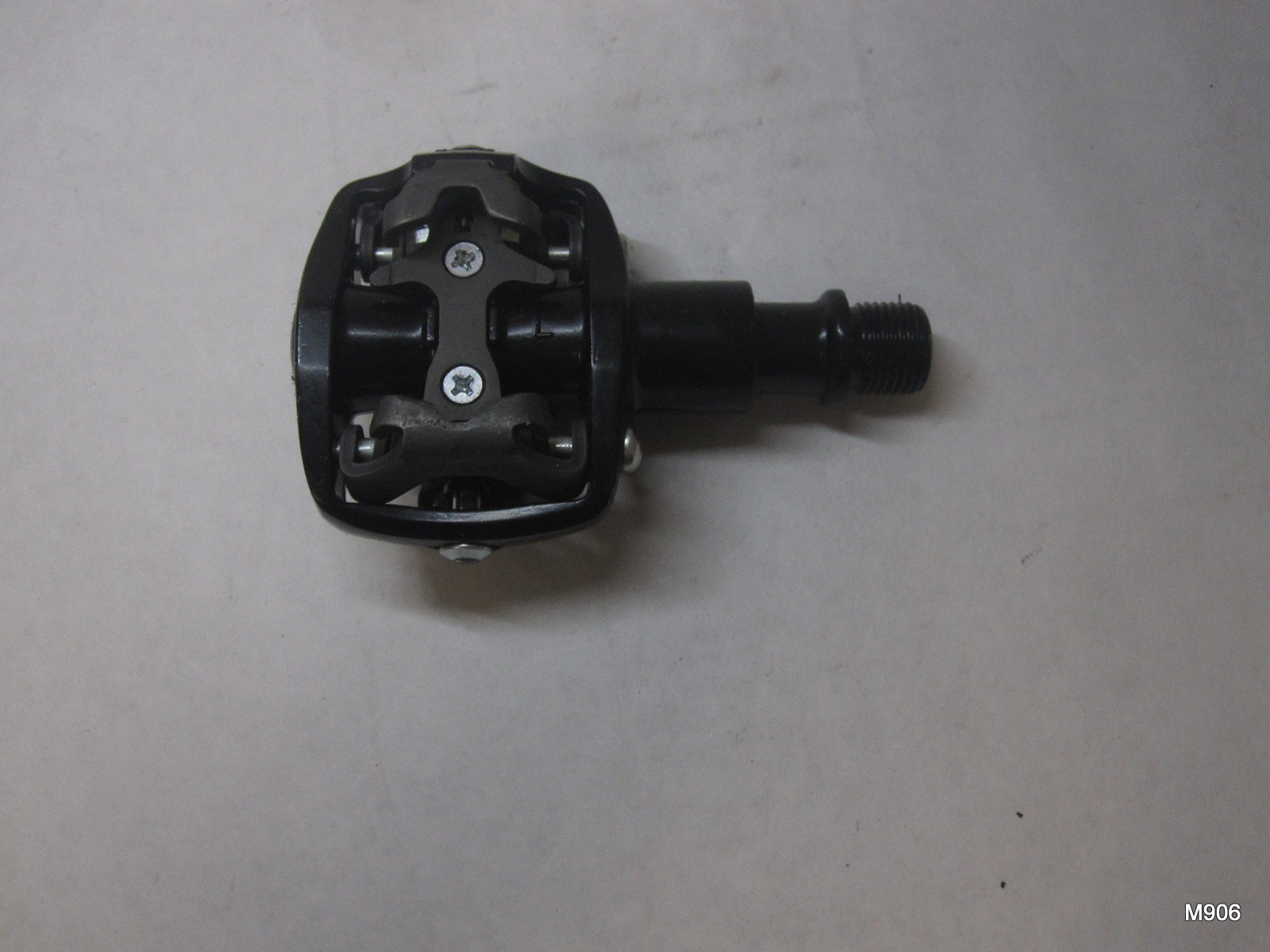 SINGLE LH Wellgo Mtb Mountain Bike Pedal and Cleat Spd Compatible WPD-823DU