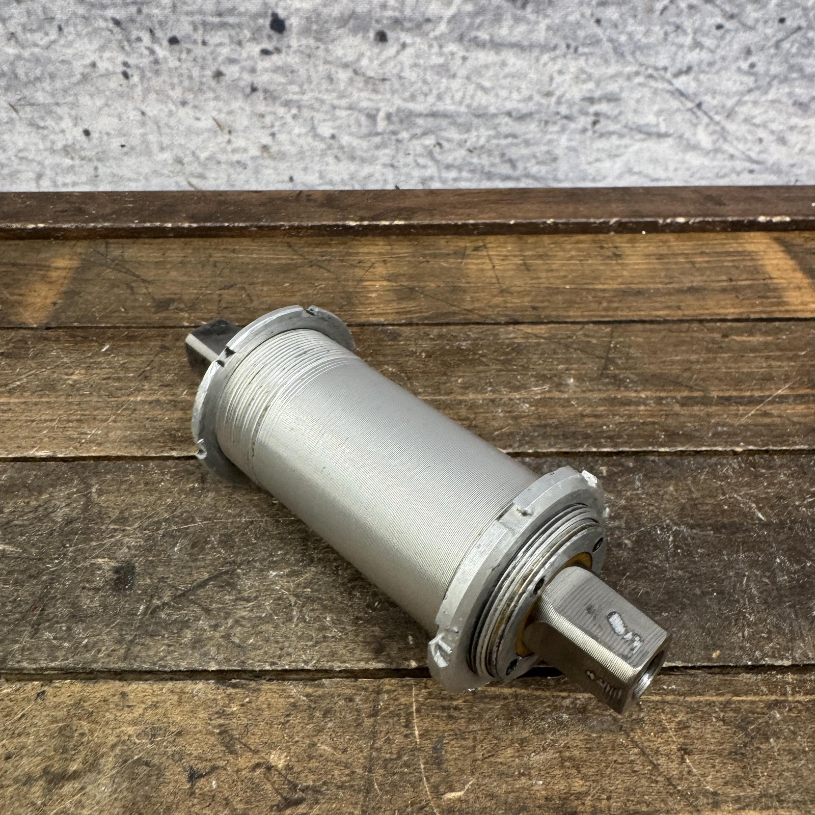 Vintage Stronglight Bottom Bracket 35×1.00 French Titanium 124mm Square FIXE