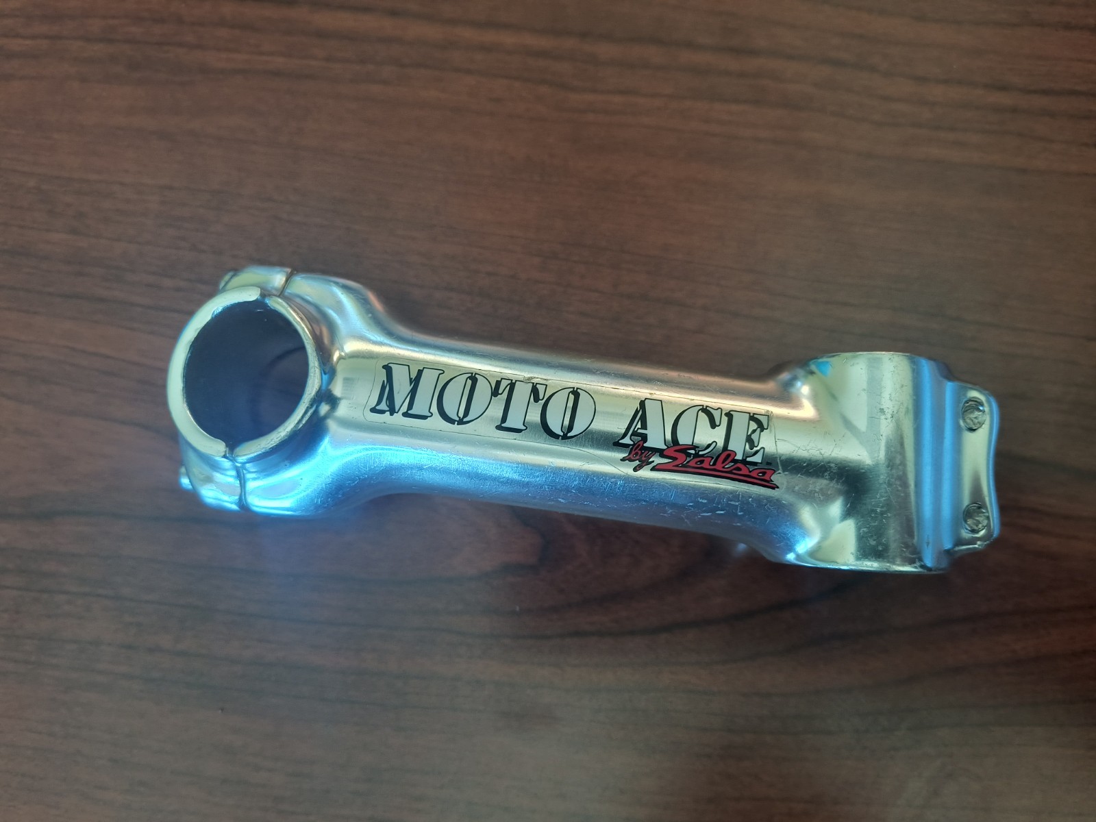 Moto Ace by Salsa Threadless Stem, 120mm, 25.4mm, 1″, Silver/Chrome