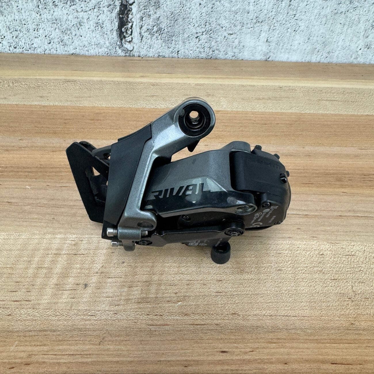 Light Use! SRAM Rival AXS D1 Electronic 12-Speed Bike Rear Derailleur No Battery