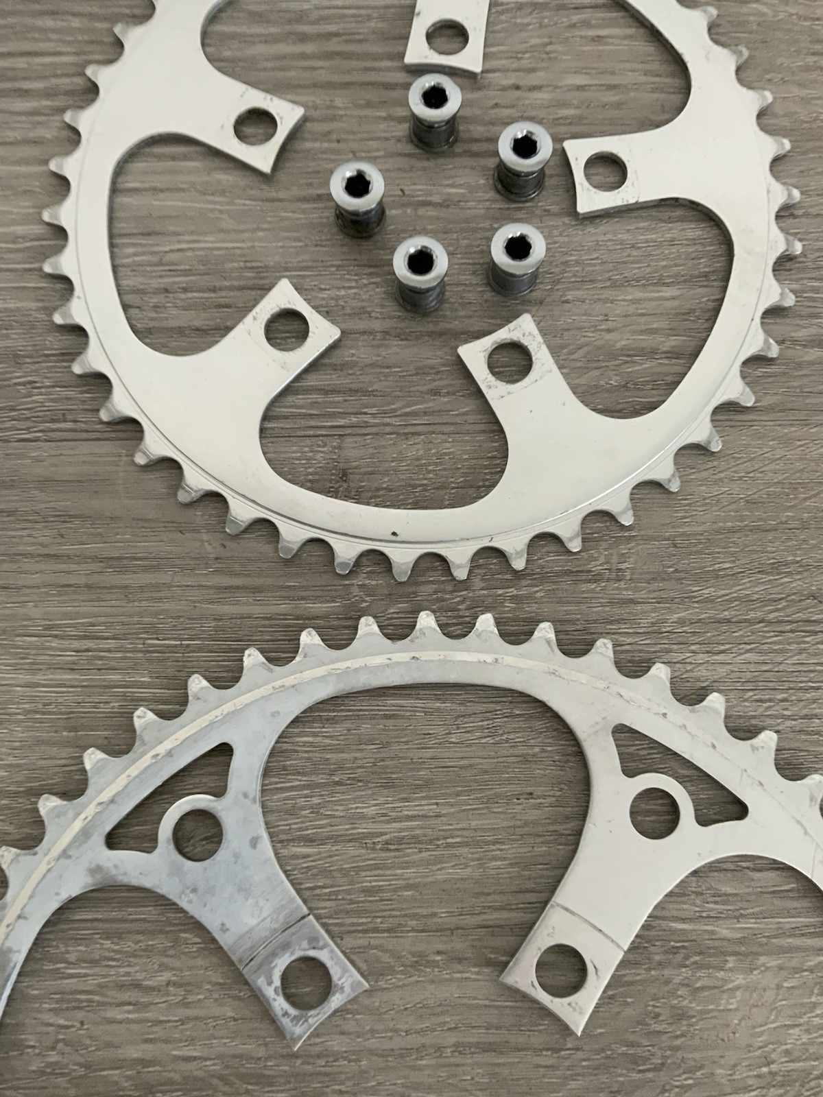 STRONGLIGHT CHAIN RINGS (2) 42-52 TOOTH 86 BCD 6, 7, OR 8 SPEED W/ RING BOLTS