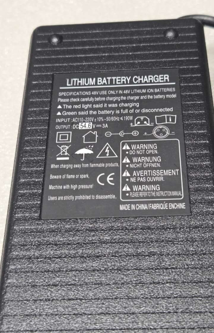 Wildeway 48v FW11/FW11 S 3.0 electric bike 54.6v 3a XLR charger original