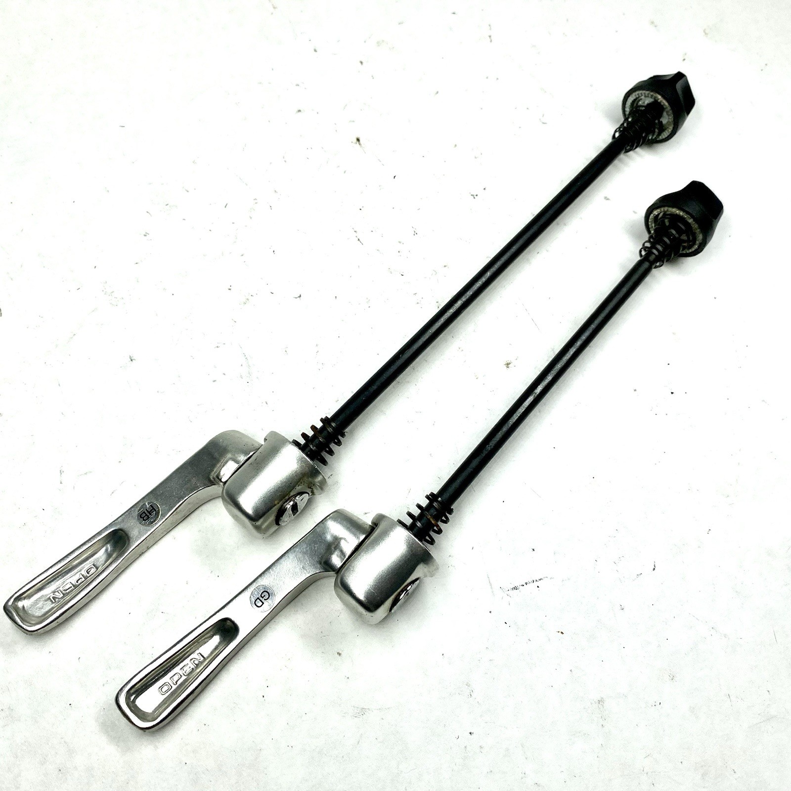 Shimano Quick Release Skewer Set Front Rear 100mm 135mm QR Satin Chrome